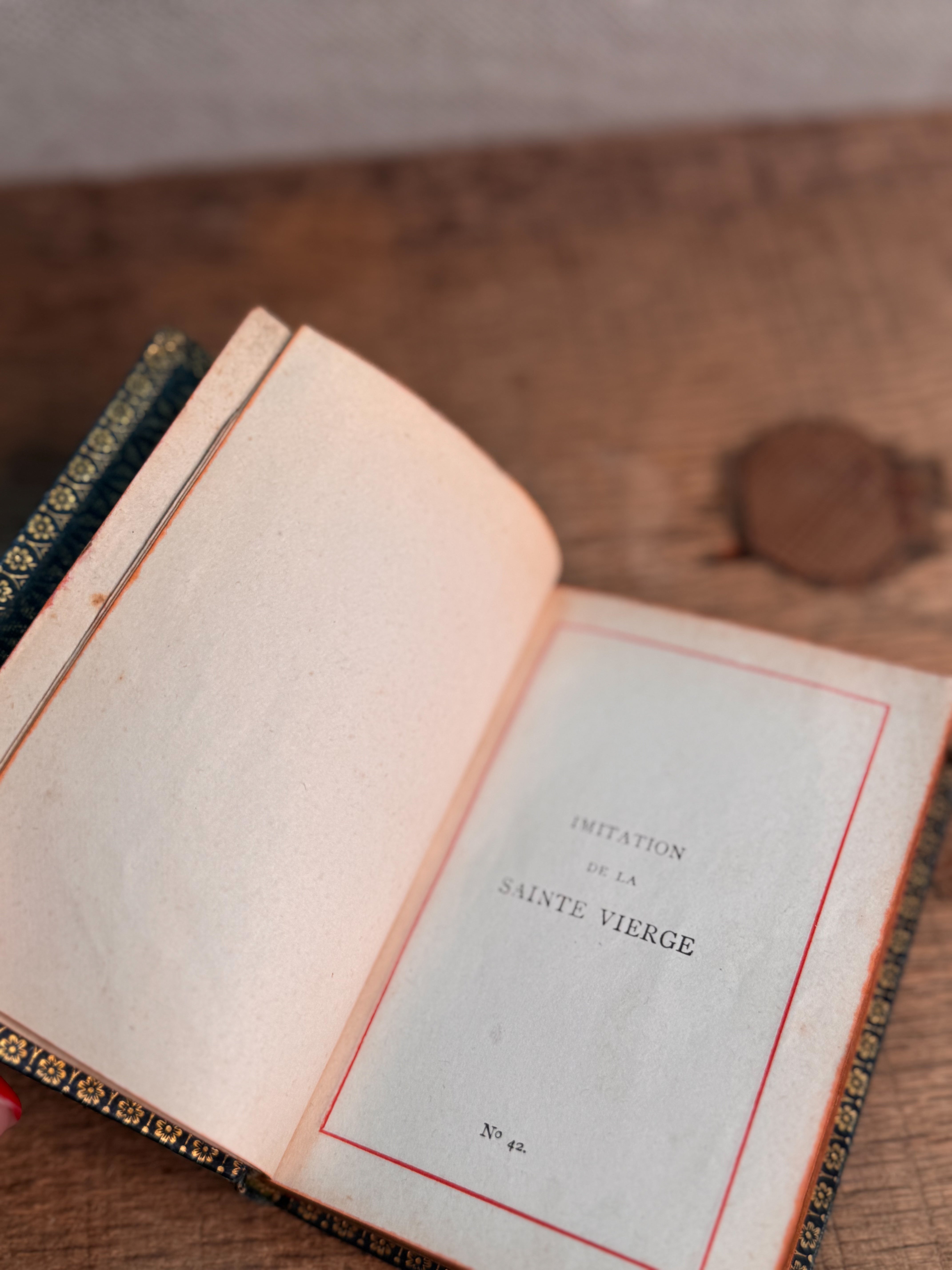 Antique leather mini prayer book