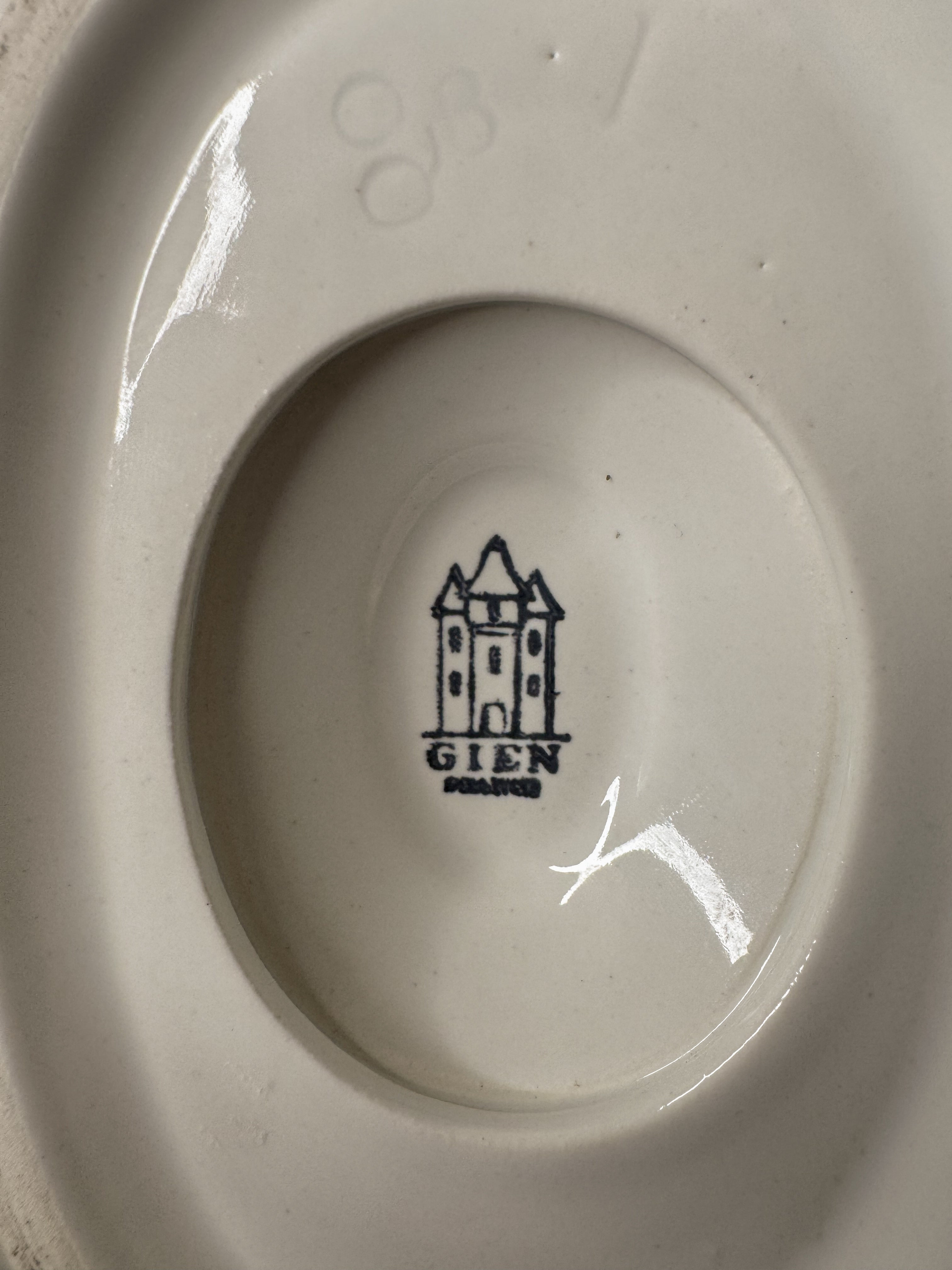 Vintage Gien saucier