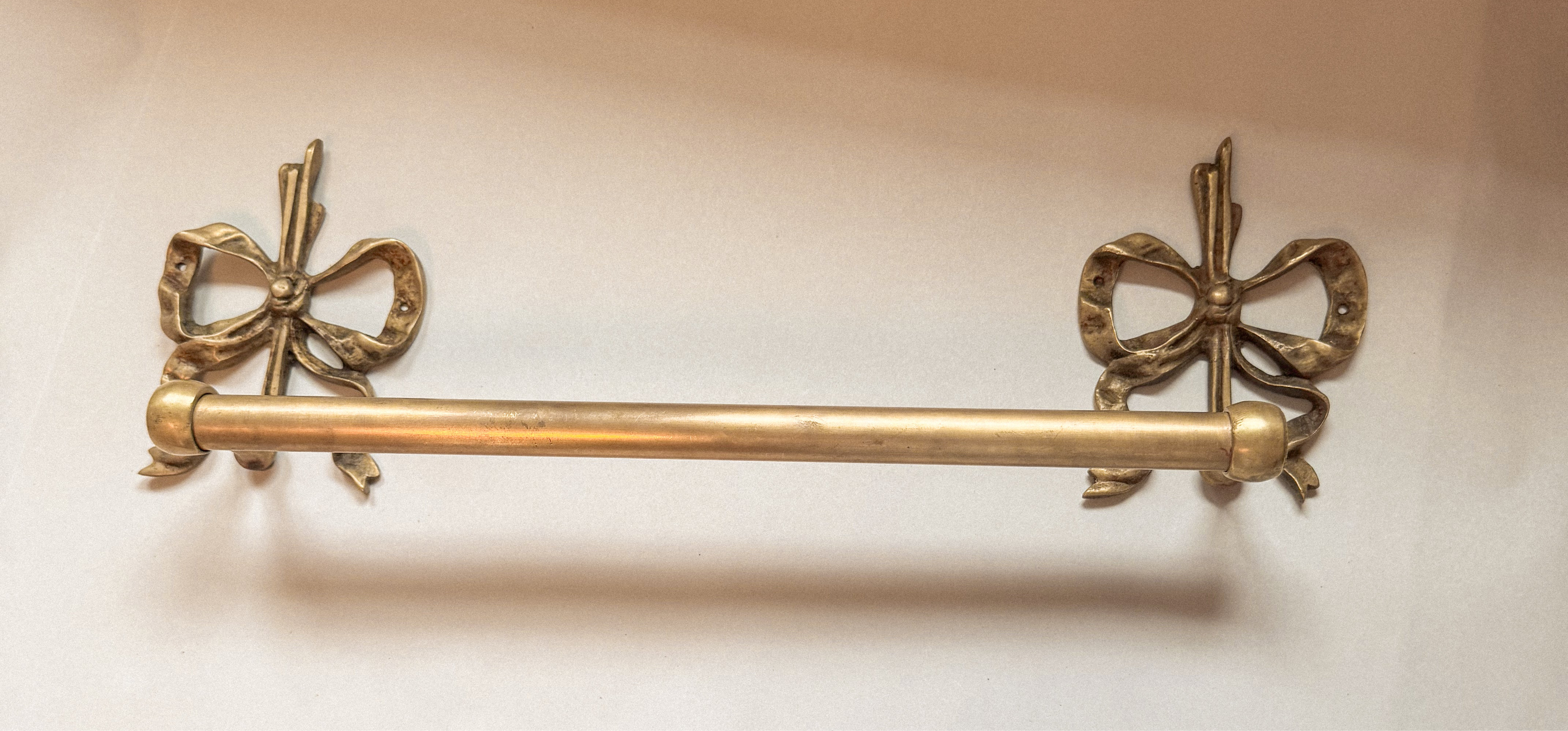 vintage bow towel bar