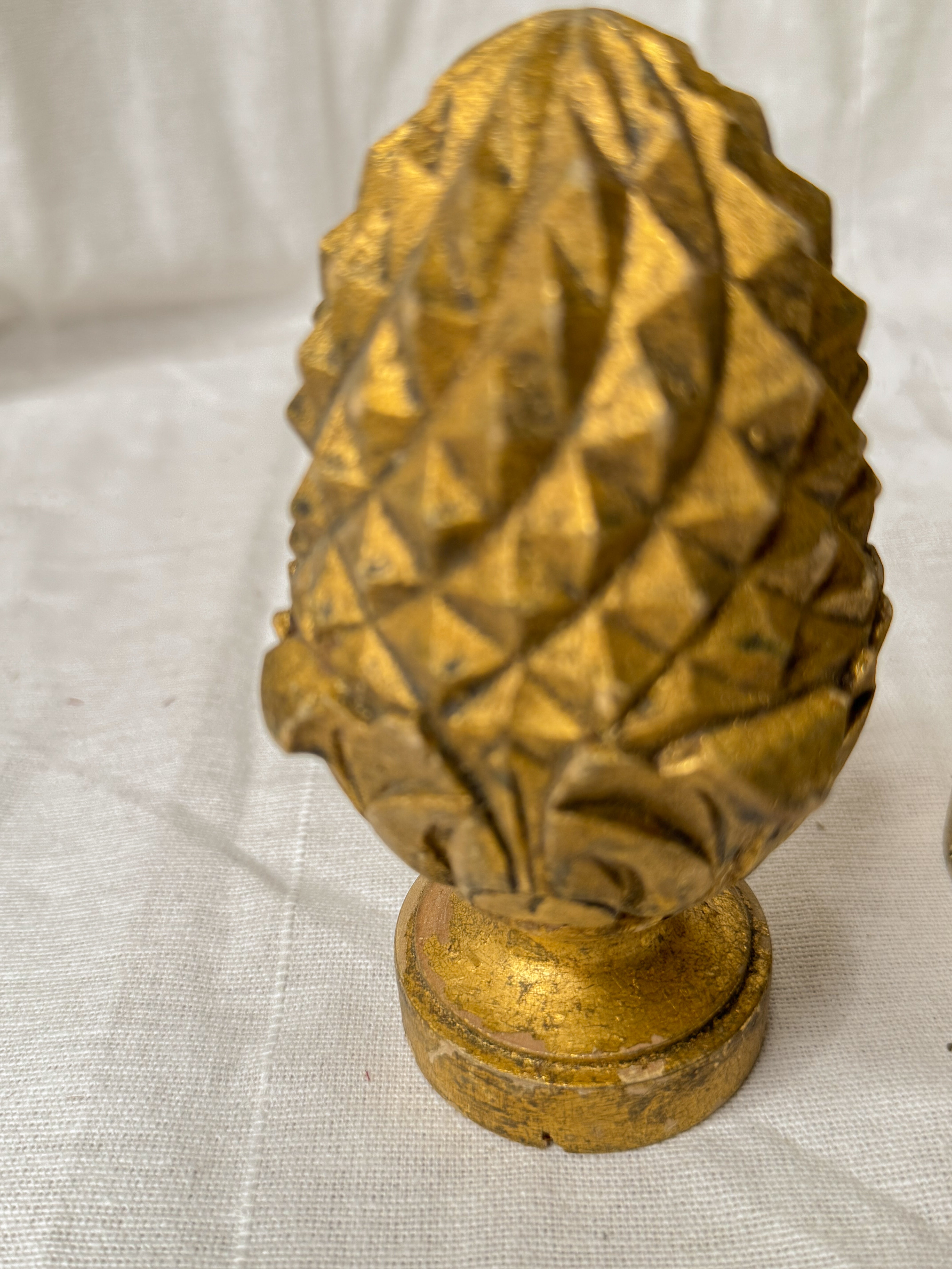 Gilded Wood Finial (c. 1910–1930) - green ribbon