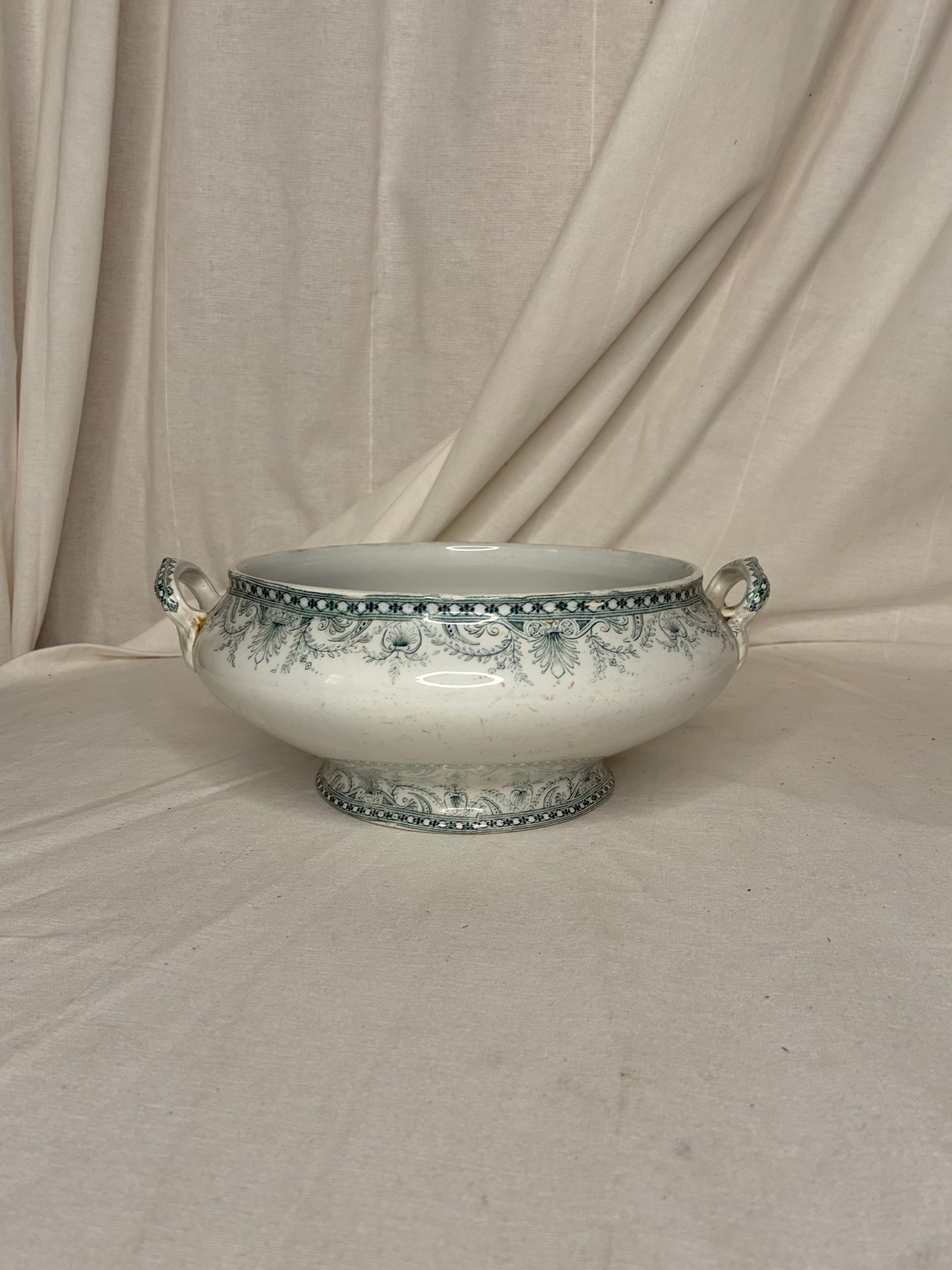 Antique French Tureen — Saint-Amand & Hamage Nord