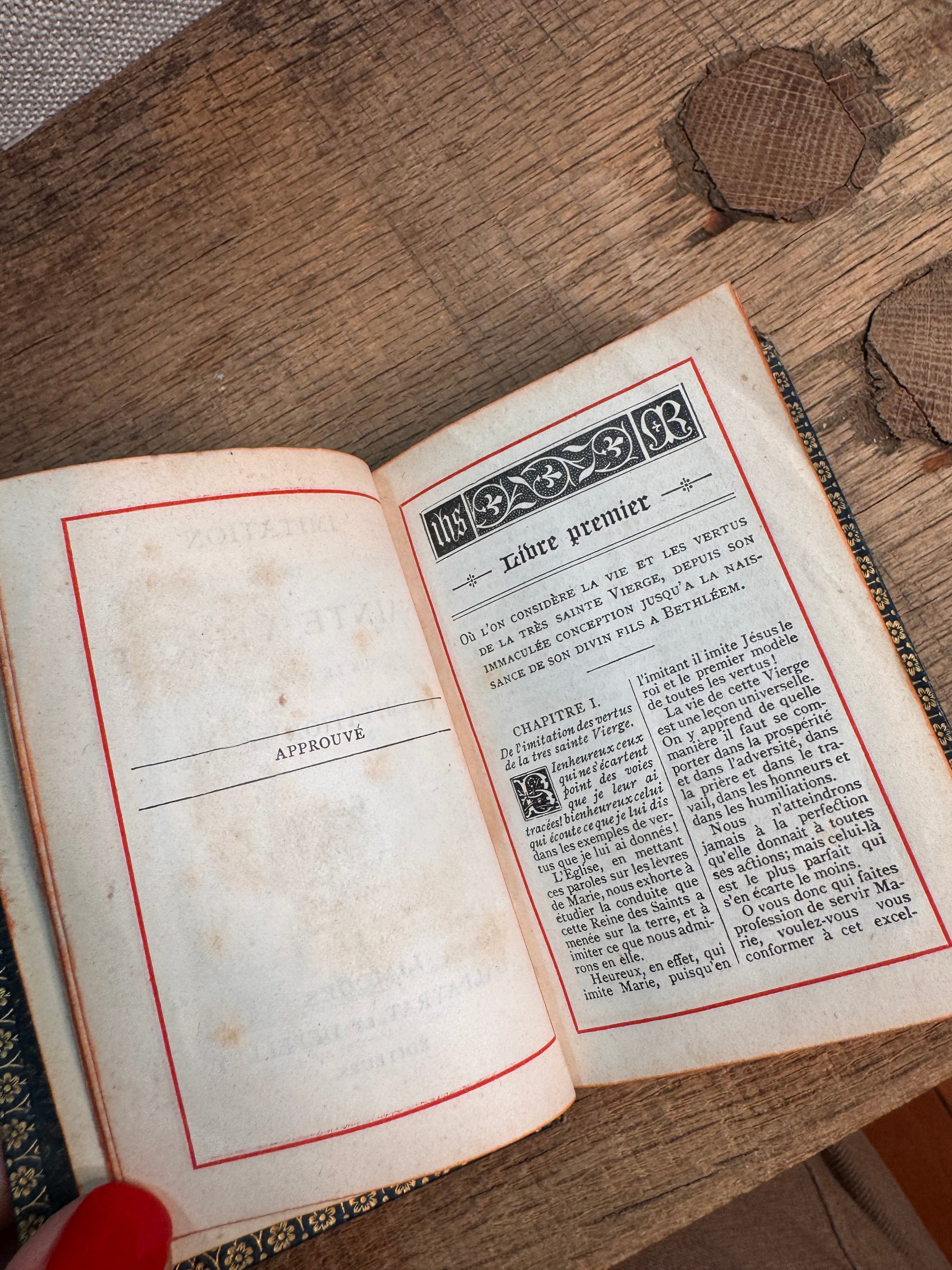 Antique leather mini prayer book