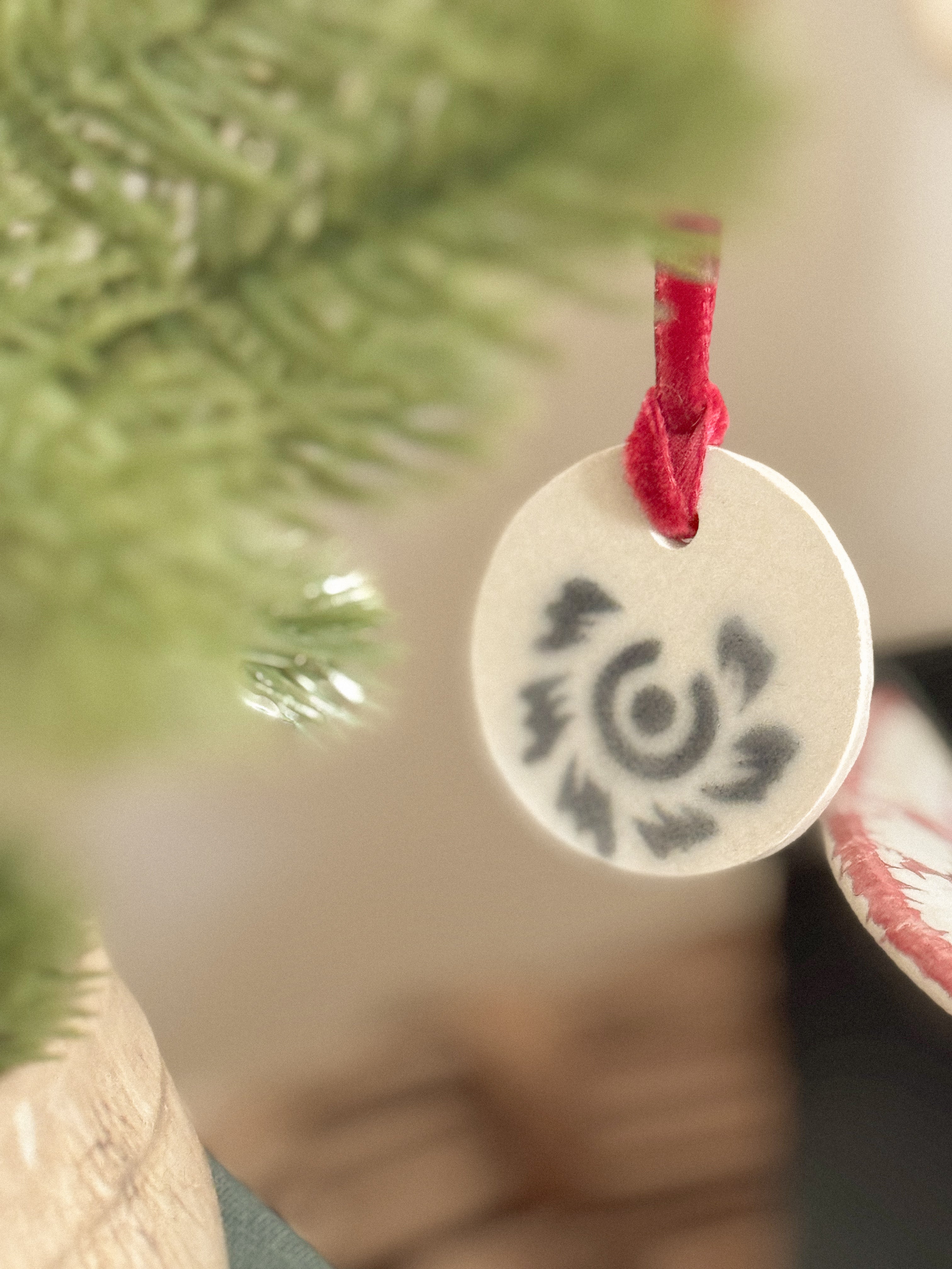 Antique plate fragment ornament - small