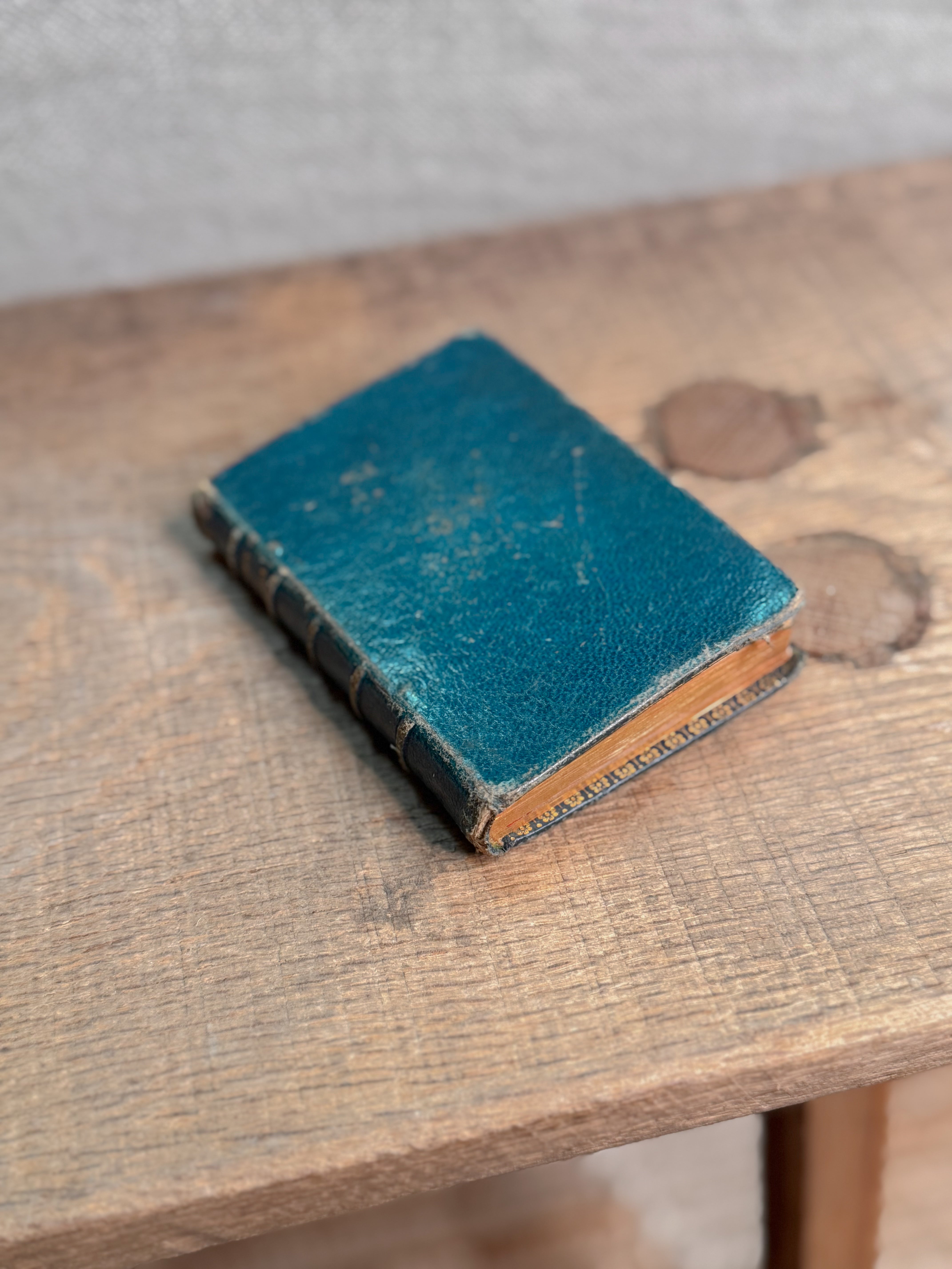 Antique leather mini prayer book