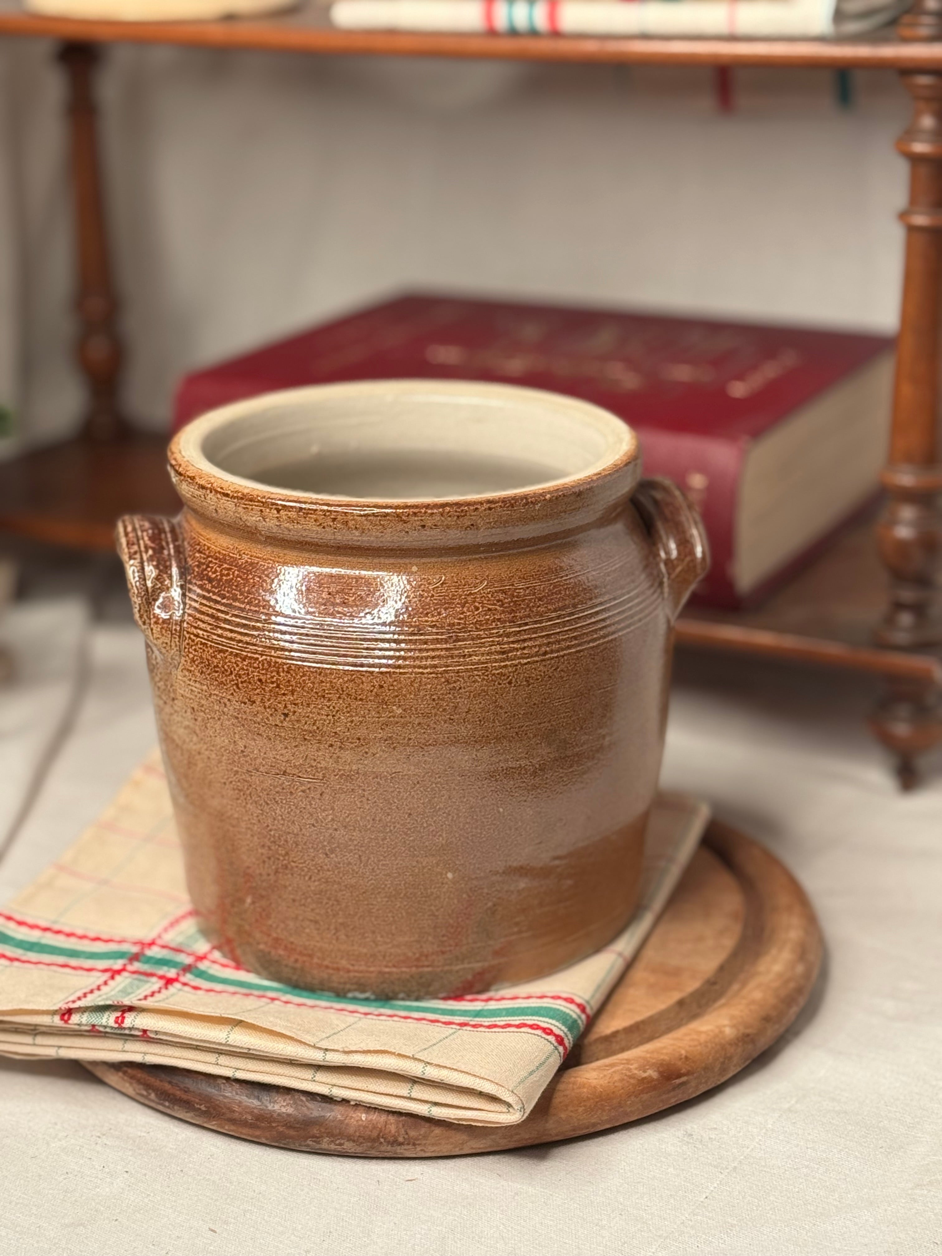 French Stoneware Pot En Grès
