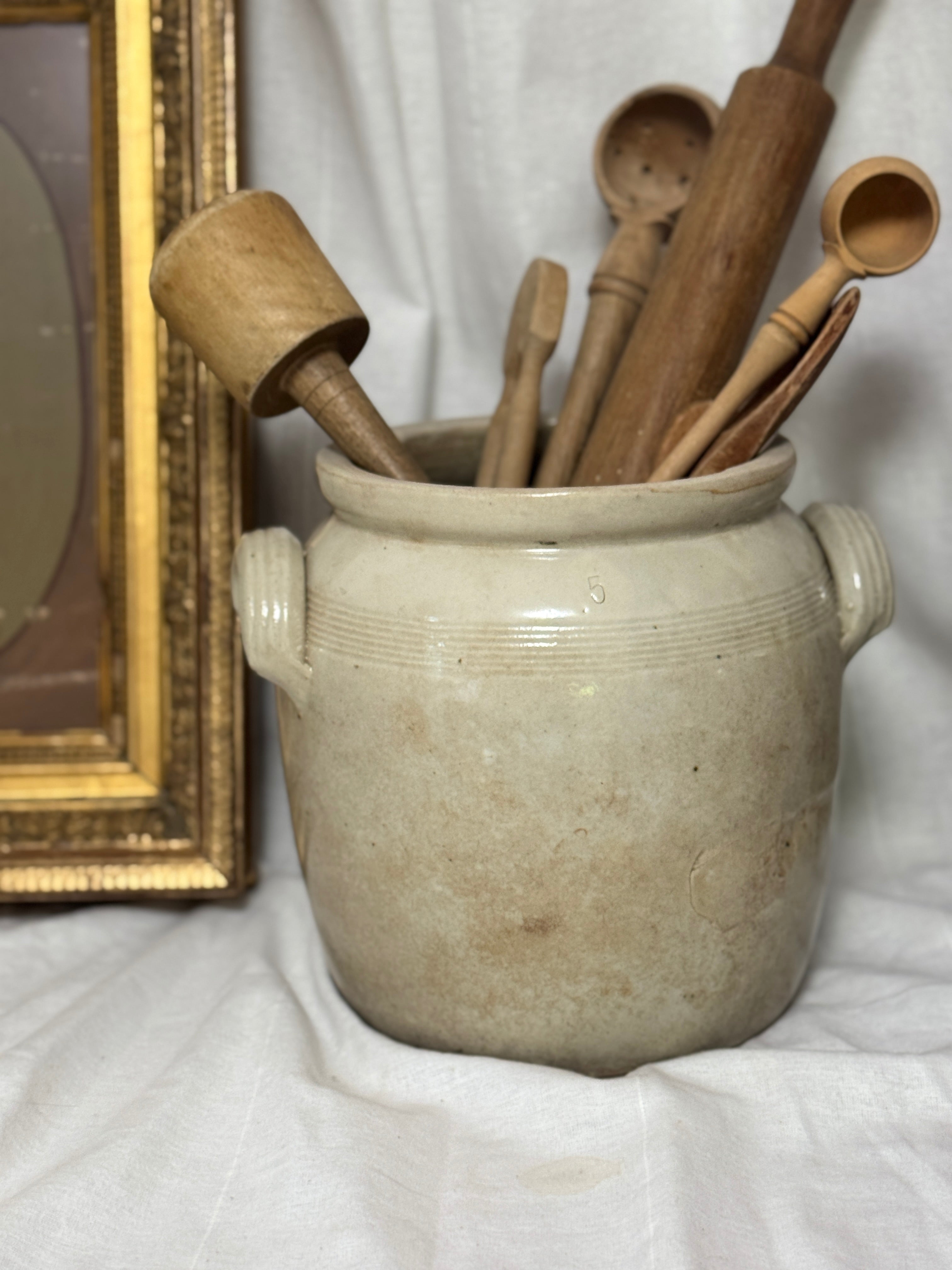 Antique French Pale Stoneware Confit Pot with Ribbed Handles, 19th Century