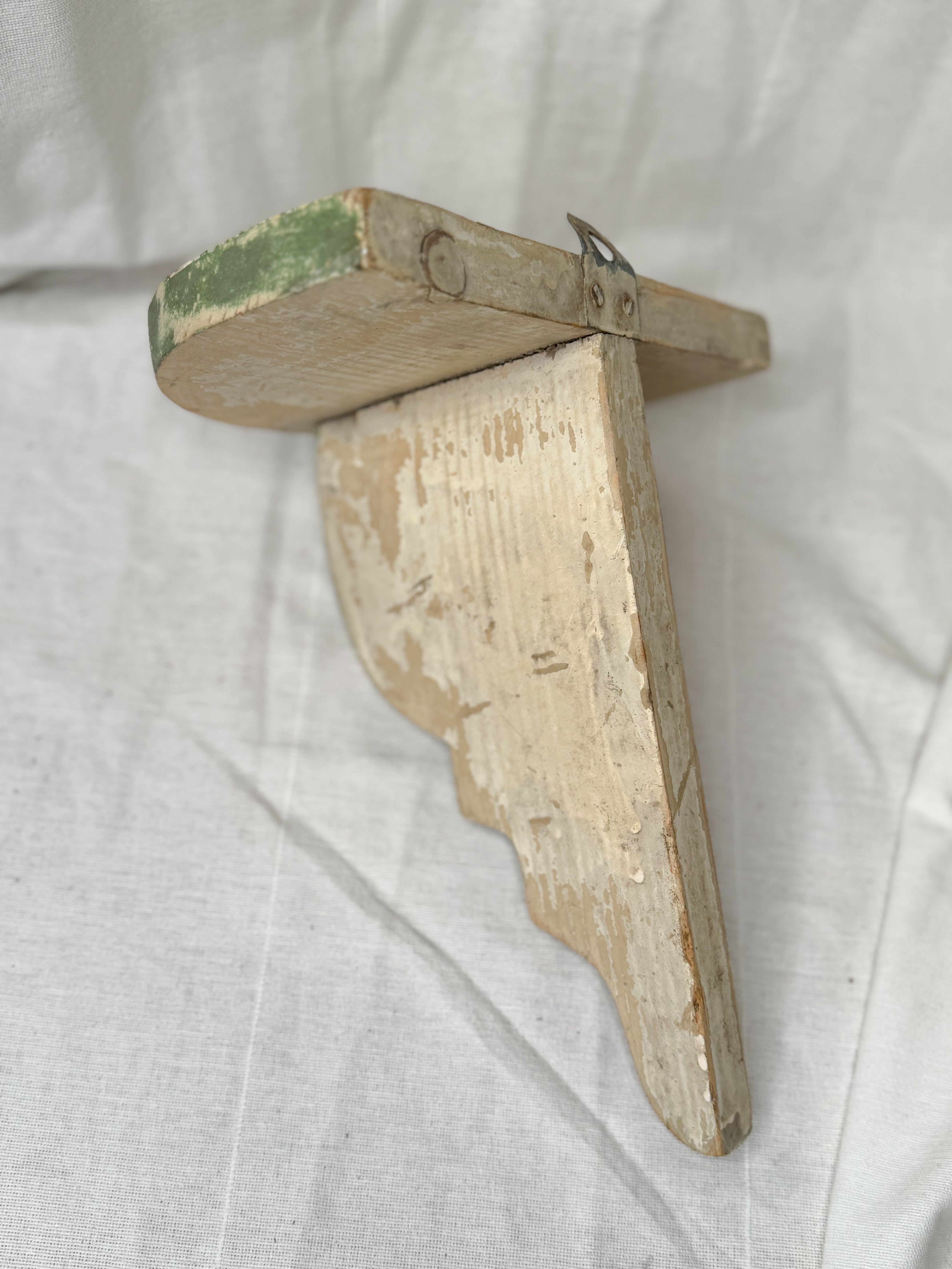 19th-Century French Painted Wall bracket shelf