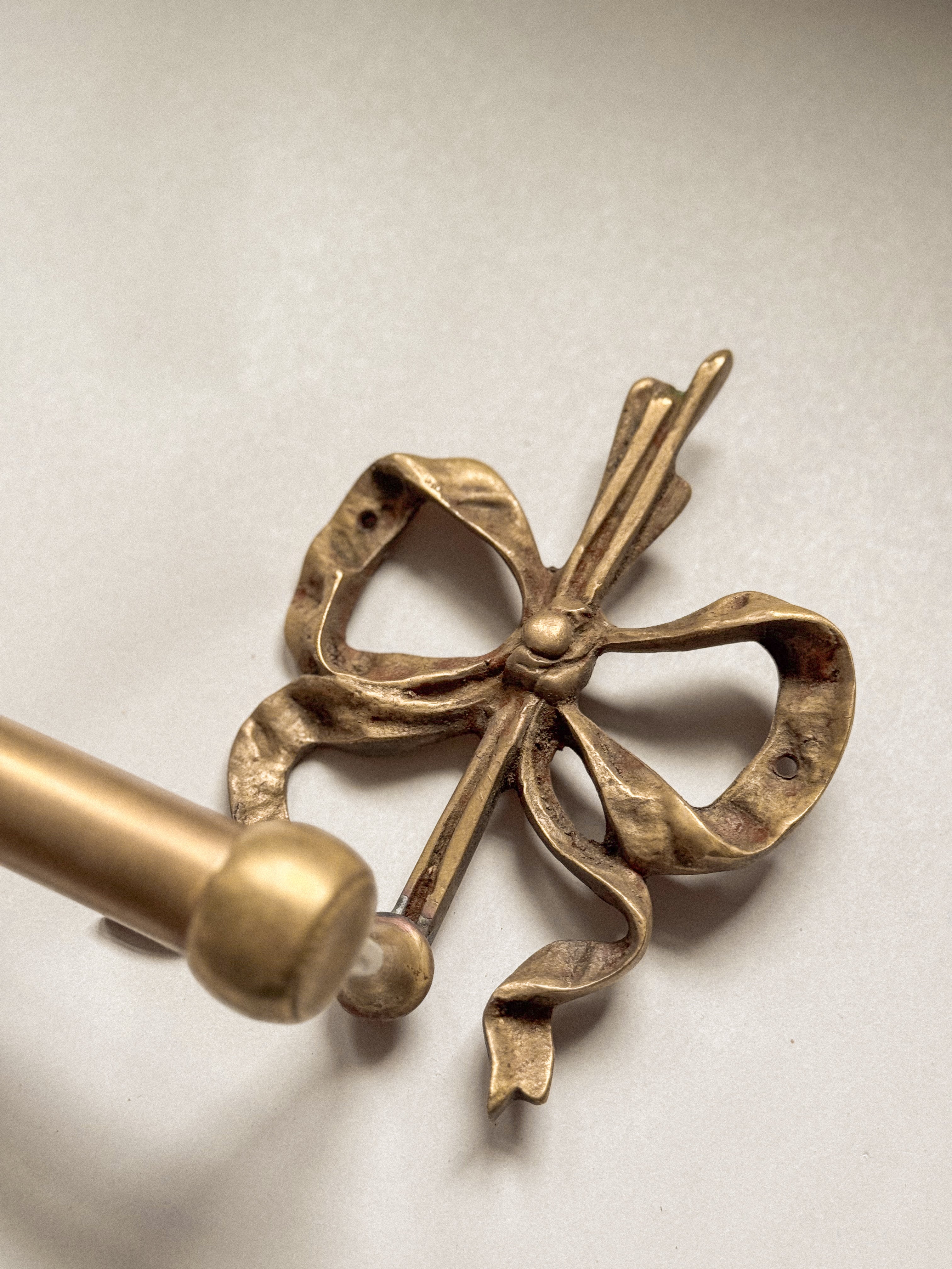 vintage bow towel bar