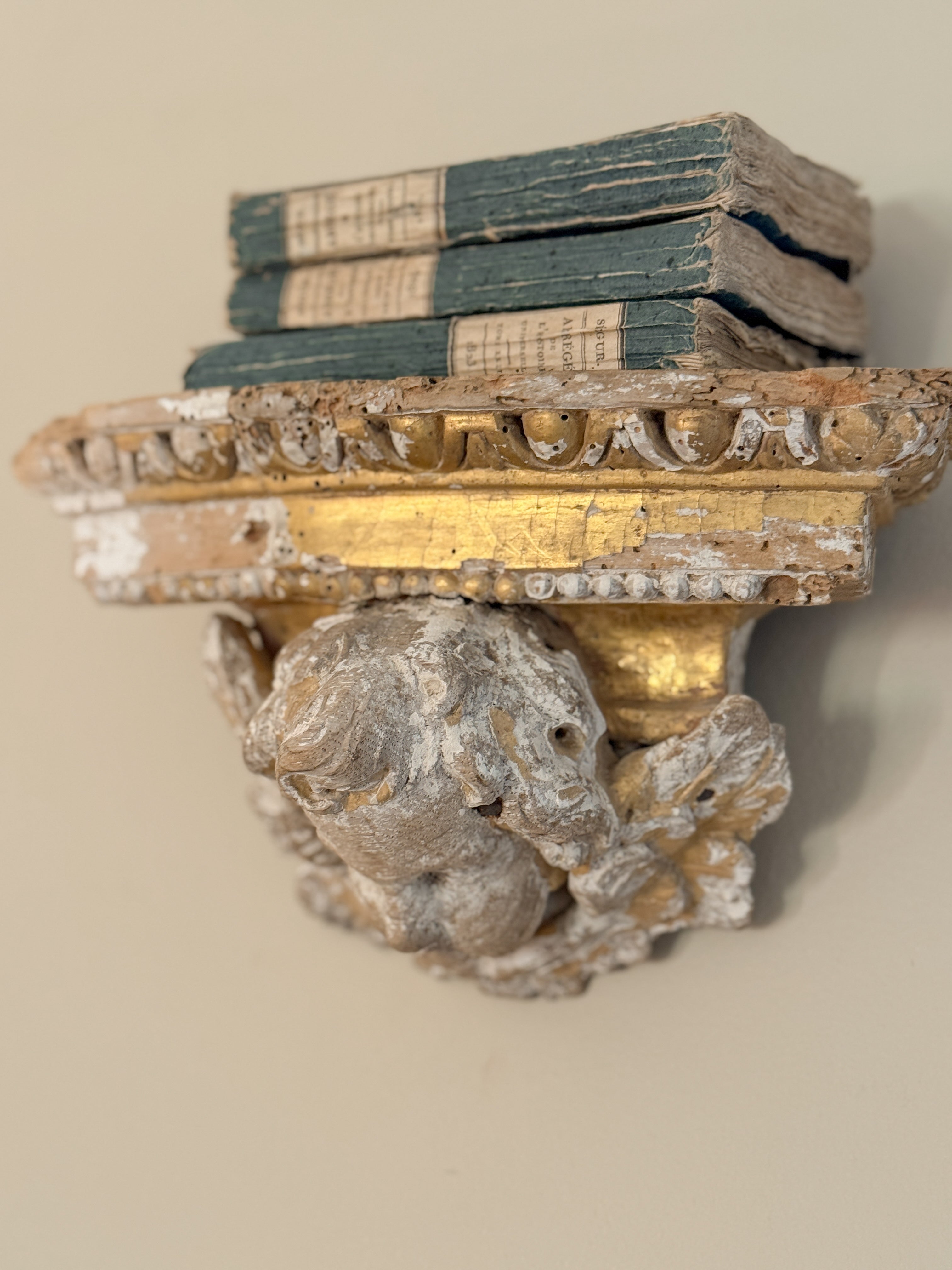 Antique Carved Giltwood Cherub Wall Bracket, French or Italian, 18th to 19th Century