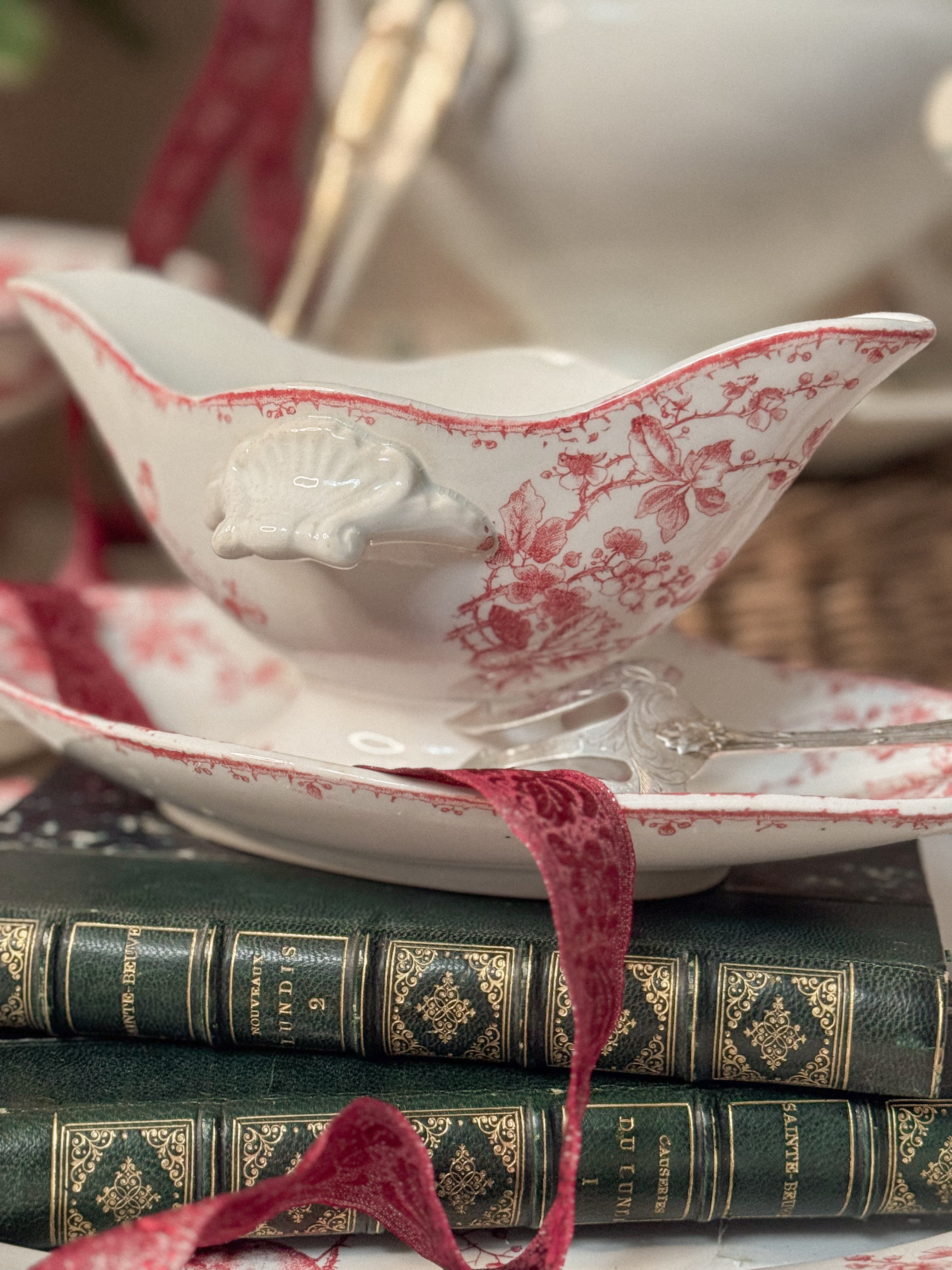 Antique Red Transfer Saucière