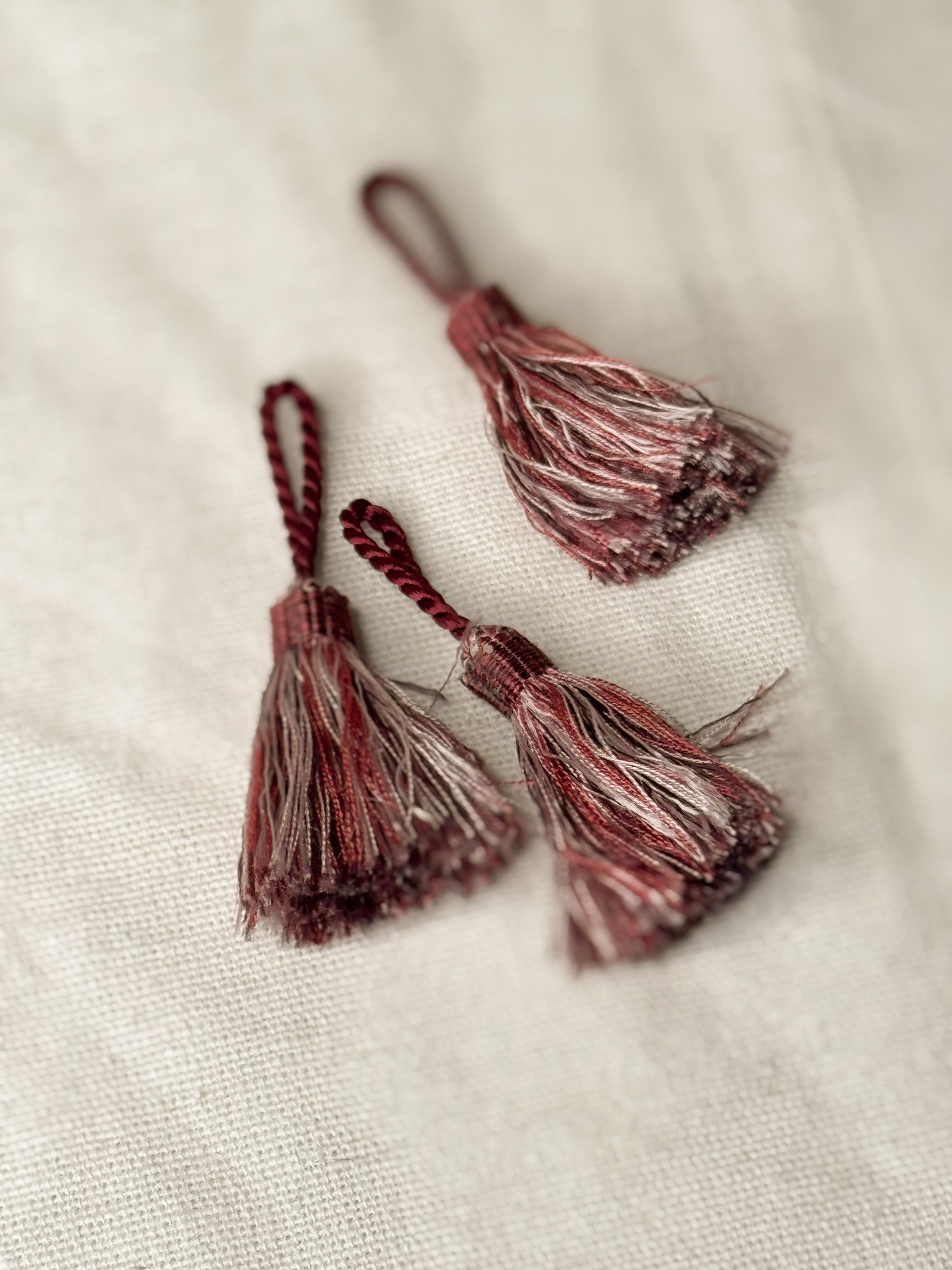 Set of 3 Mini French Passmenterie Tassels in Bordeaux