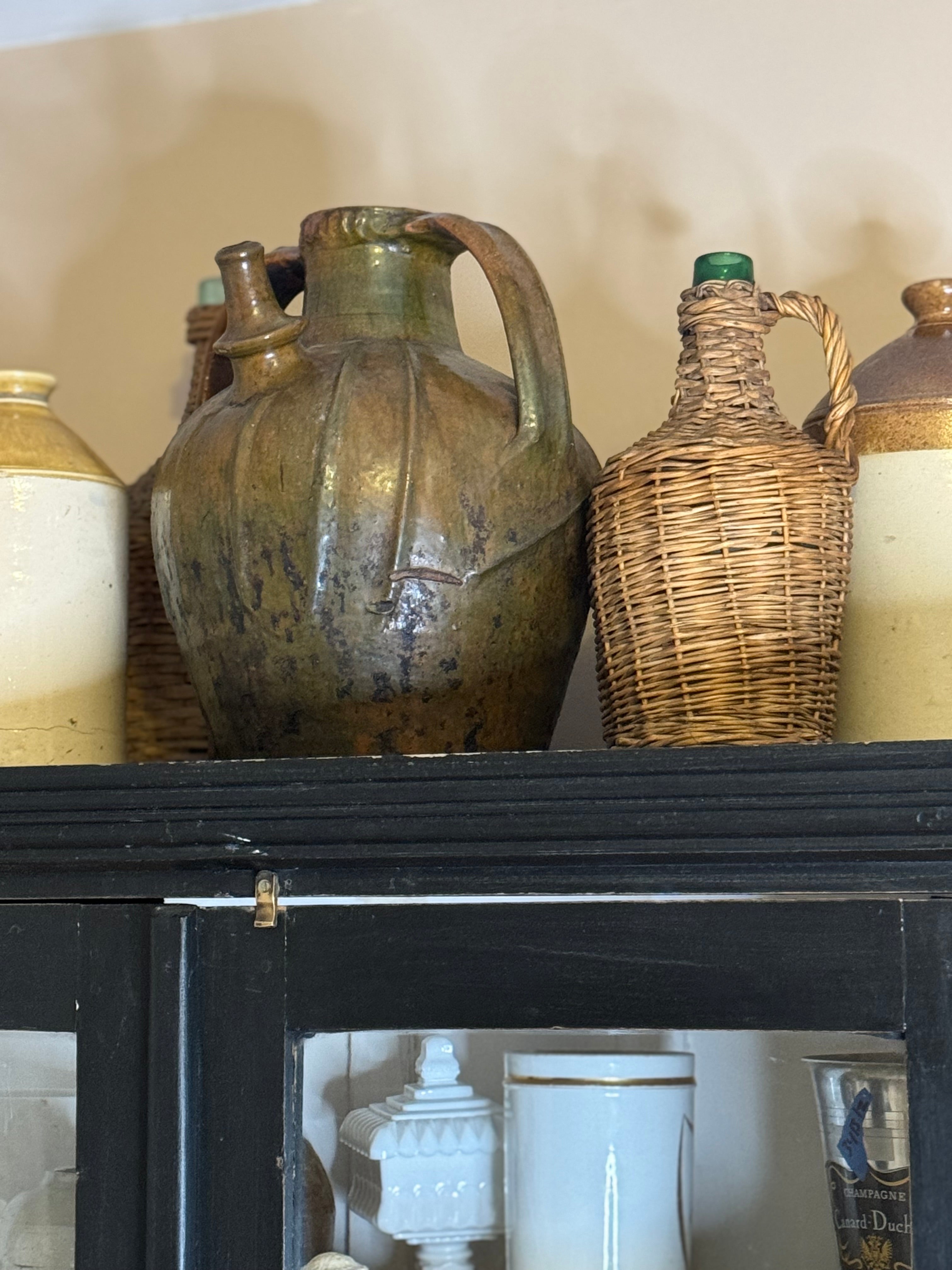 Antique melard à bec