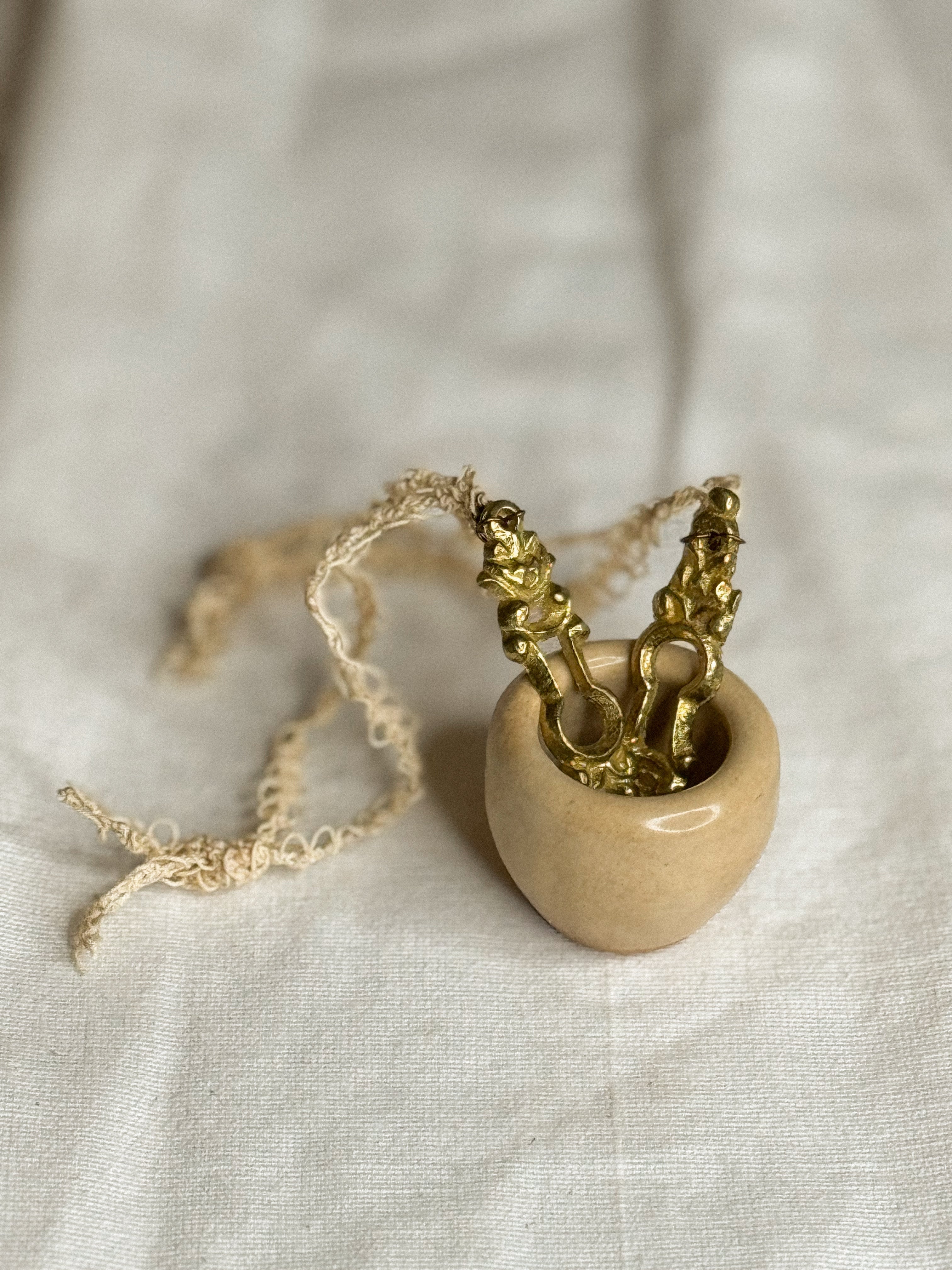 Pièce de Noël - ruban crochet