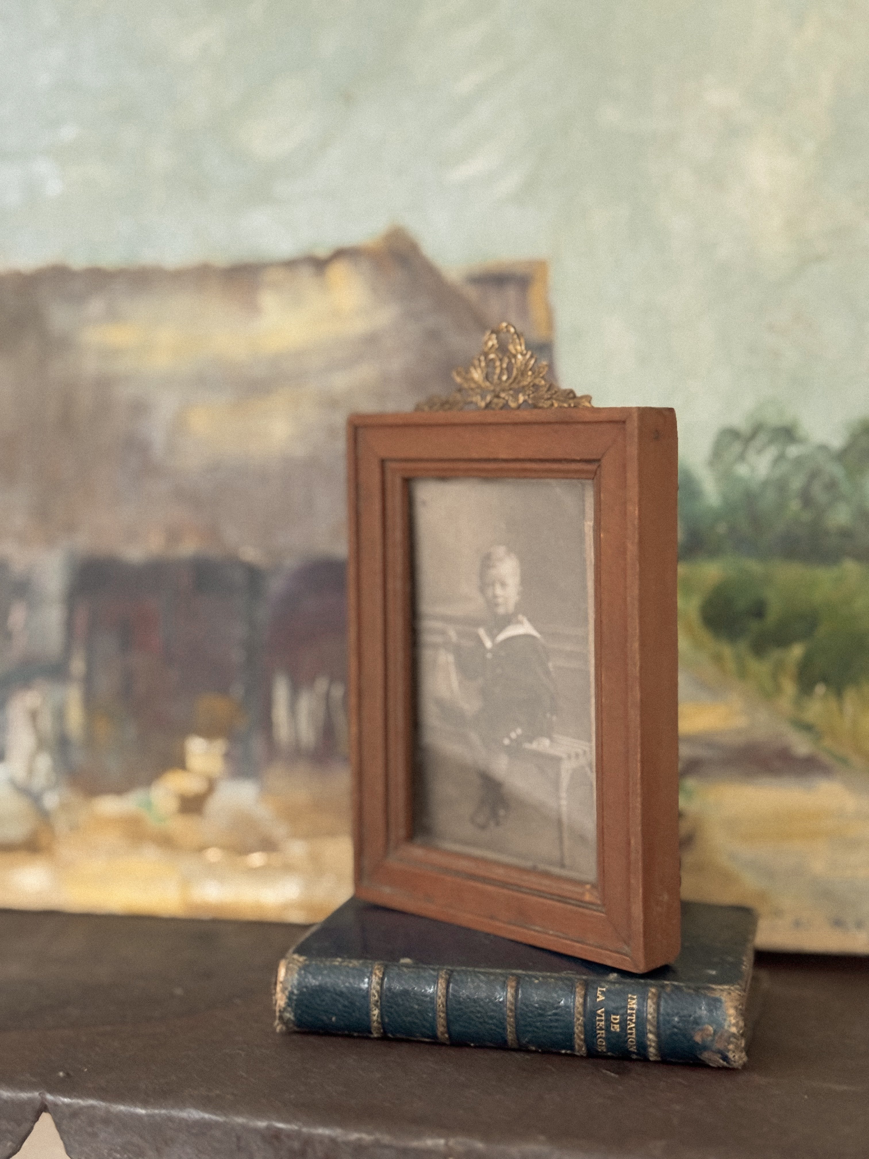 Antique Belle Époque wood and brass frame