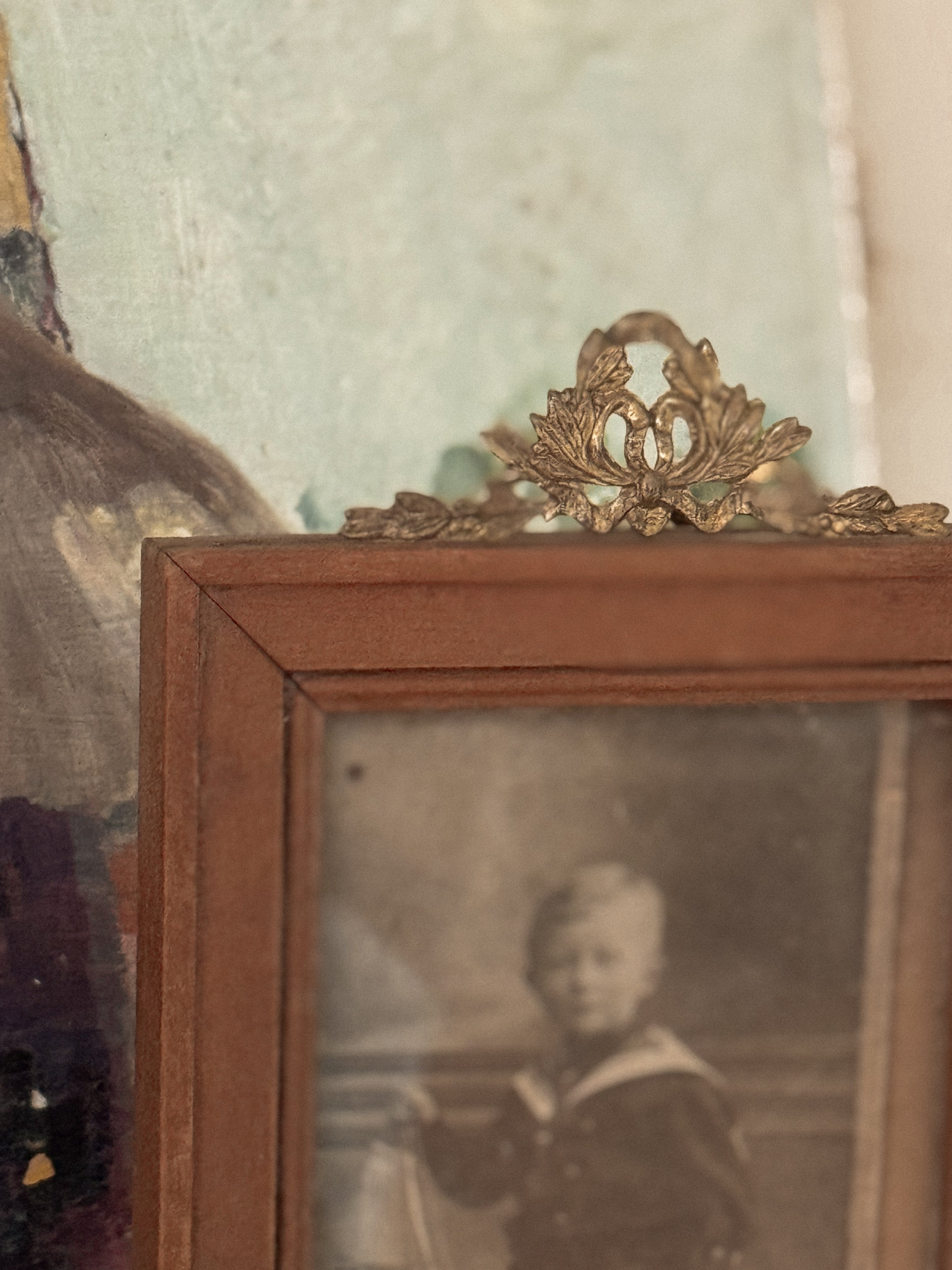 Antique Belle Époque wood and brass frame