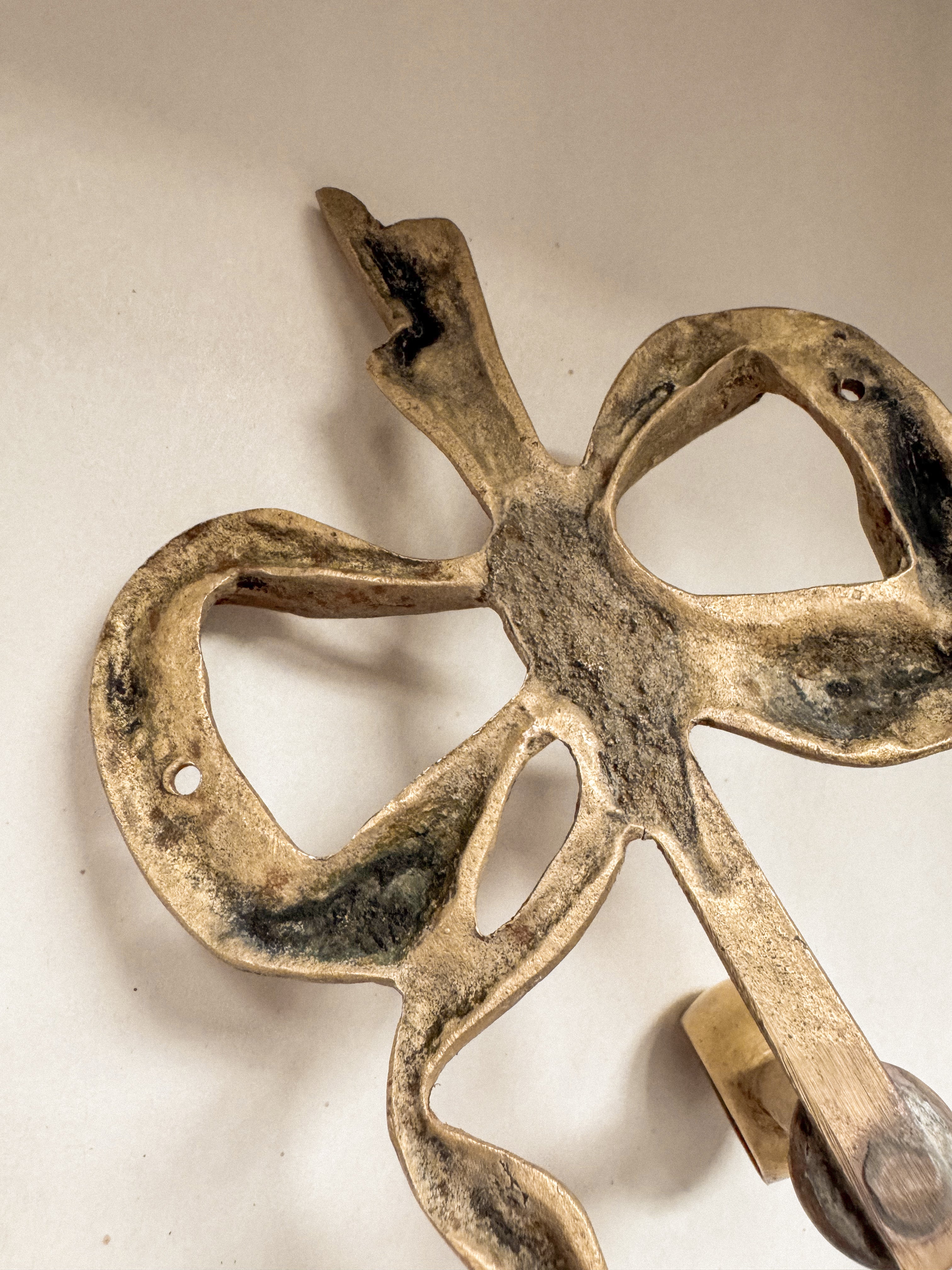 vintage bow towel bar