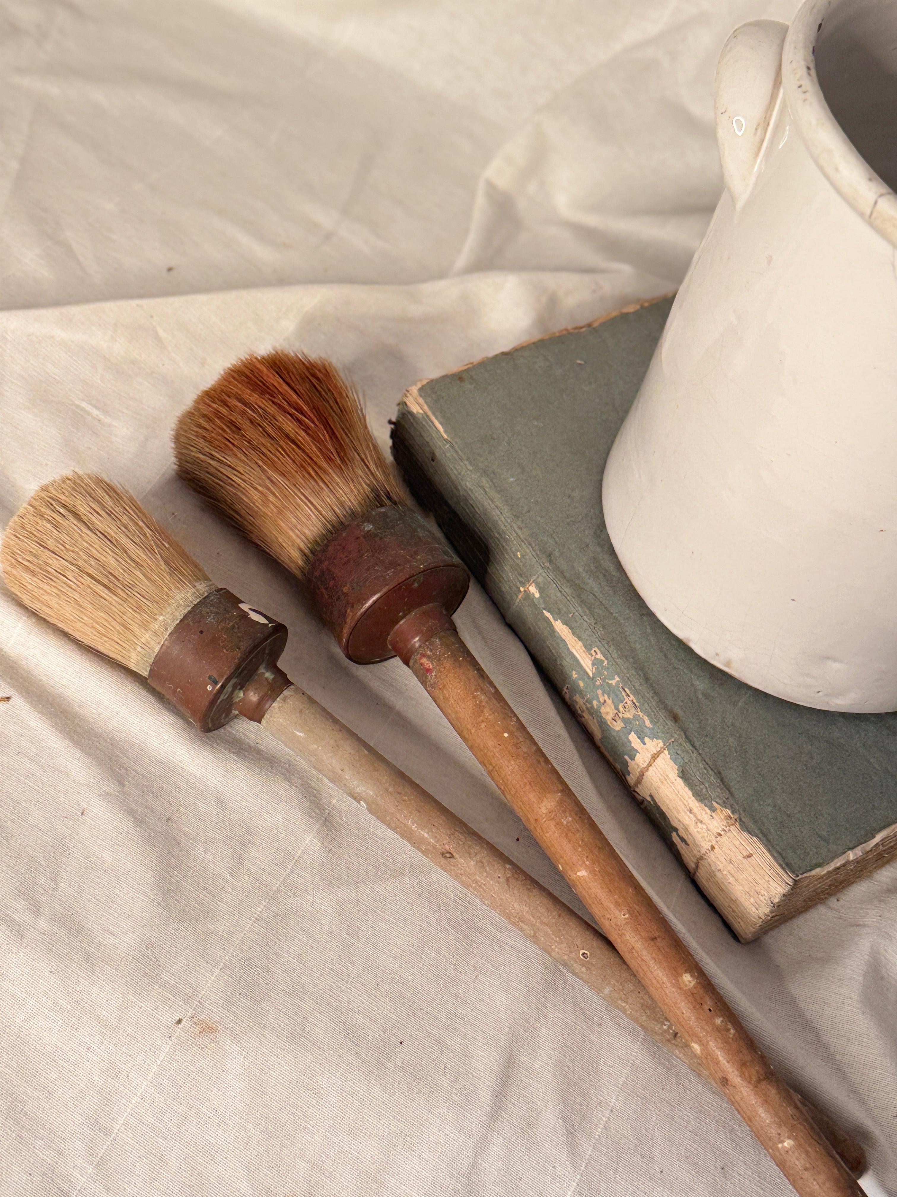 Antique French Painter's Brush, Copper Ferrule, 19th Century (Large)