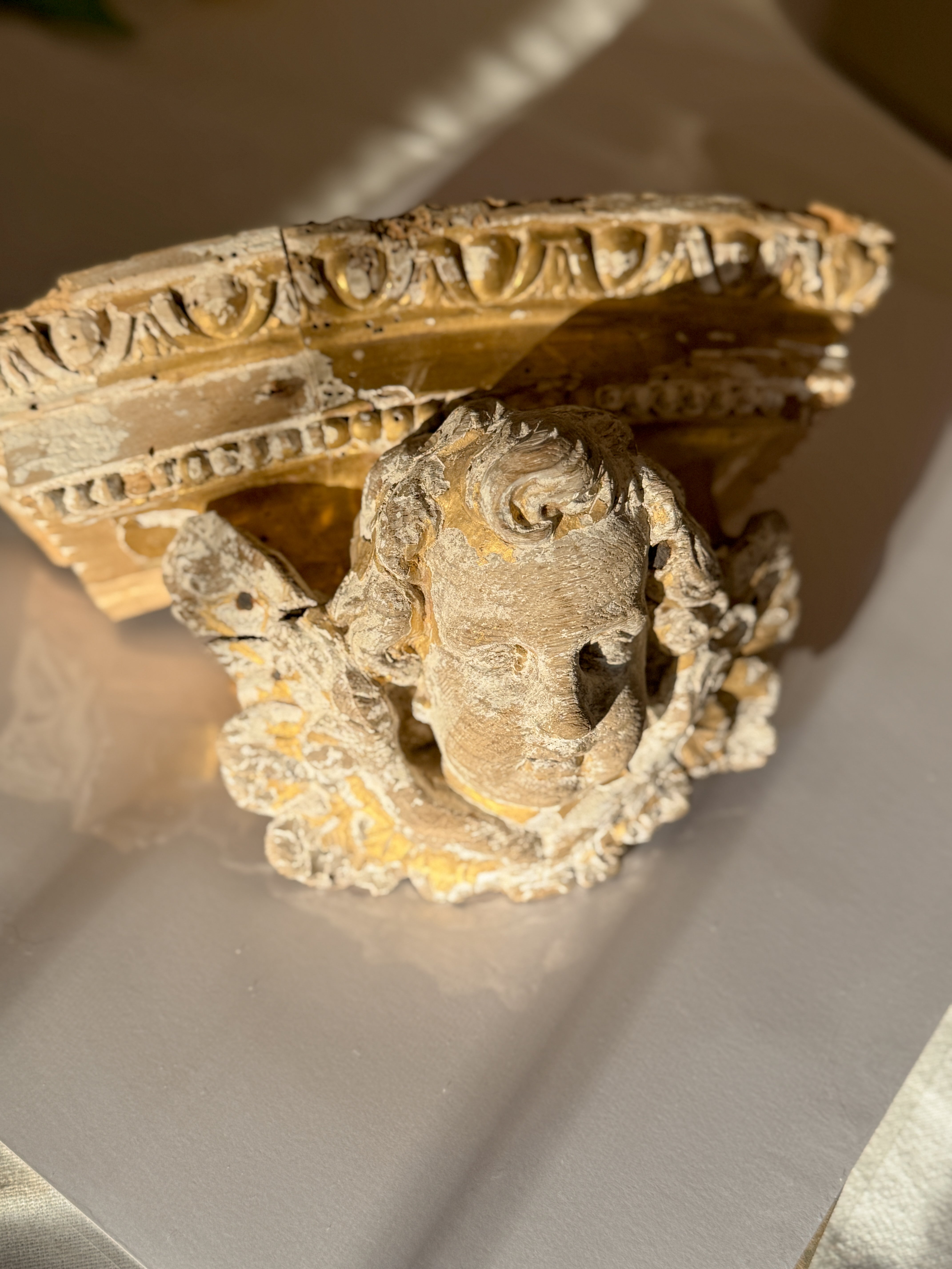 Antique Carved Giltwood Cherub Wall Bracket, French or Italian, 18th to 19th Century