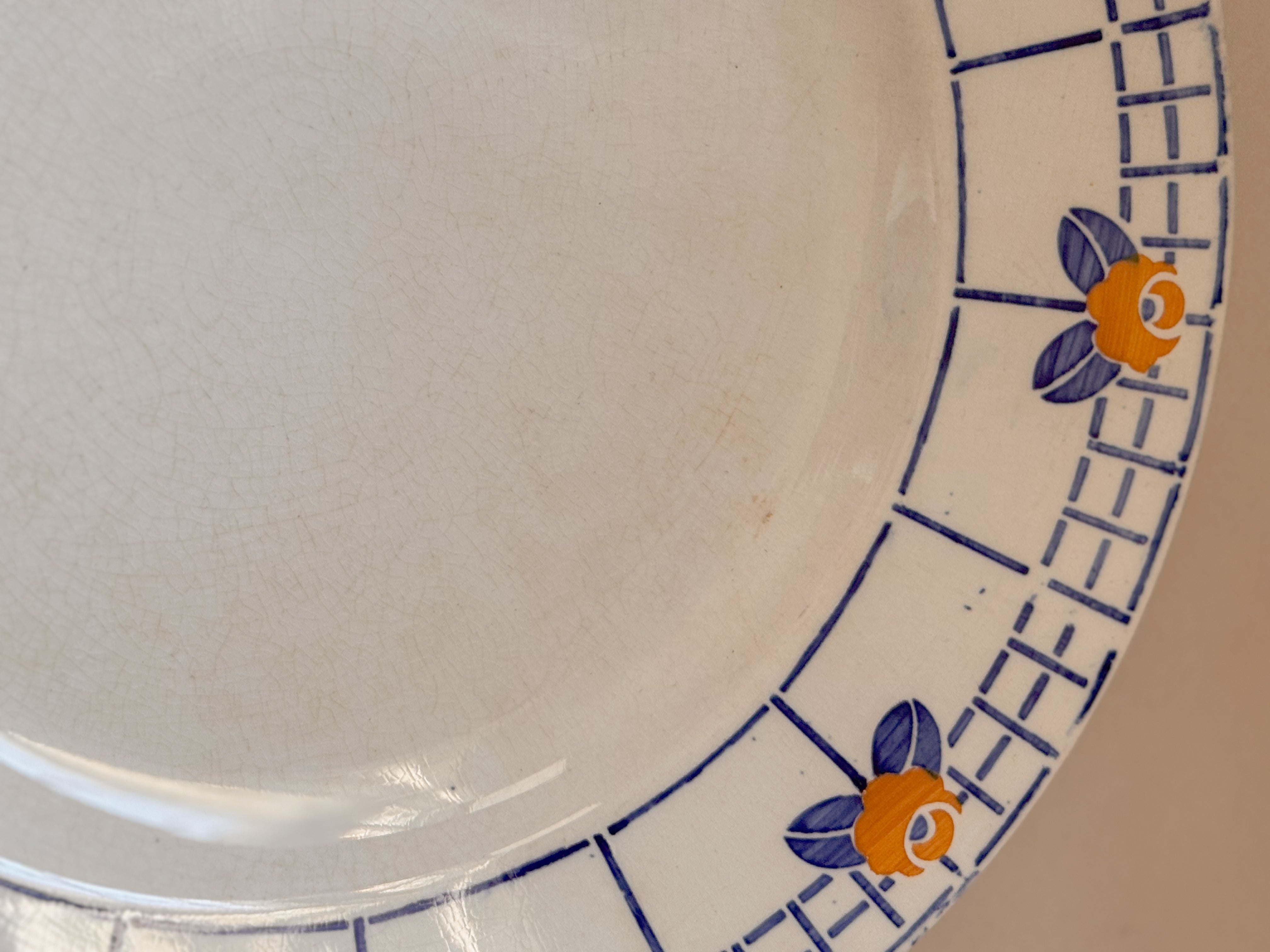 Sarreguemines Ribeauvillé Stenciled Faience Plate