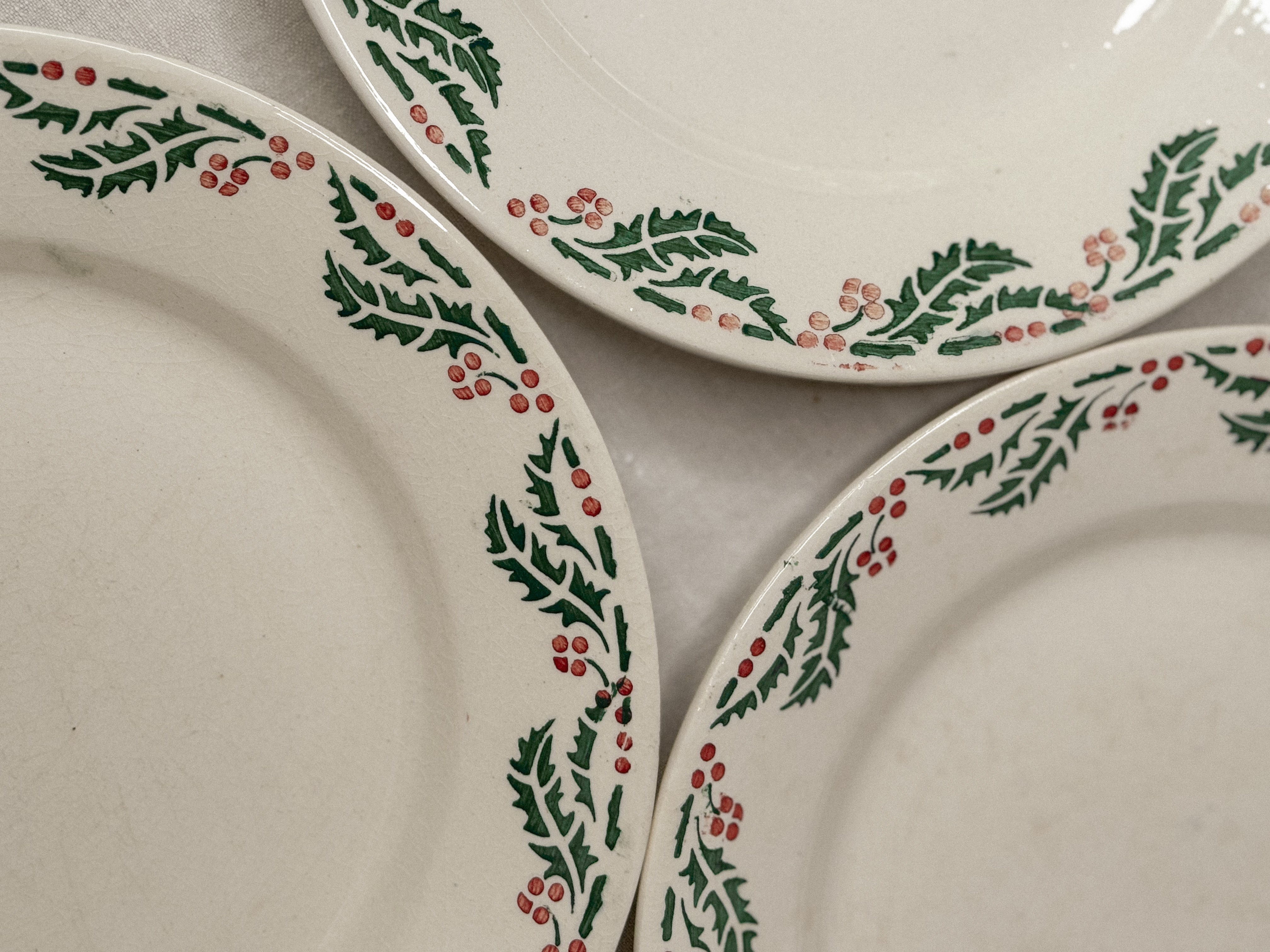 French holly plates