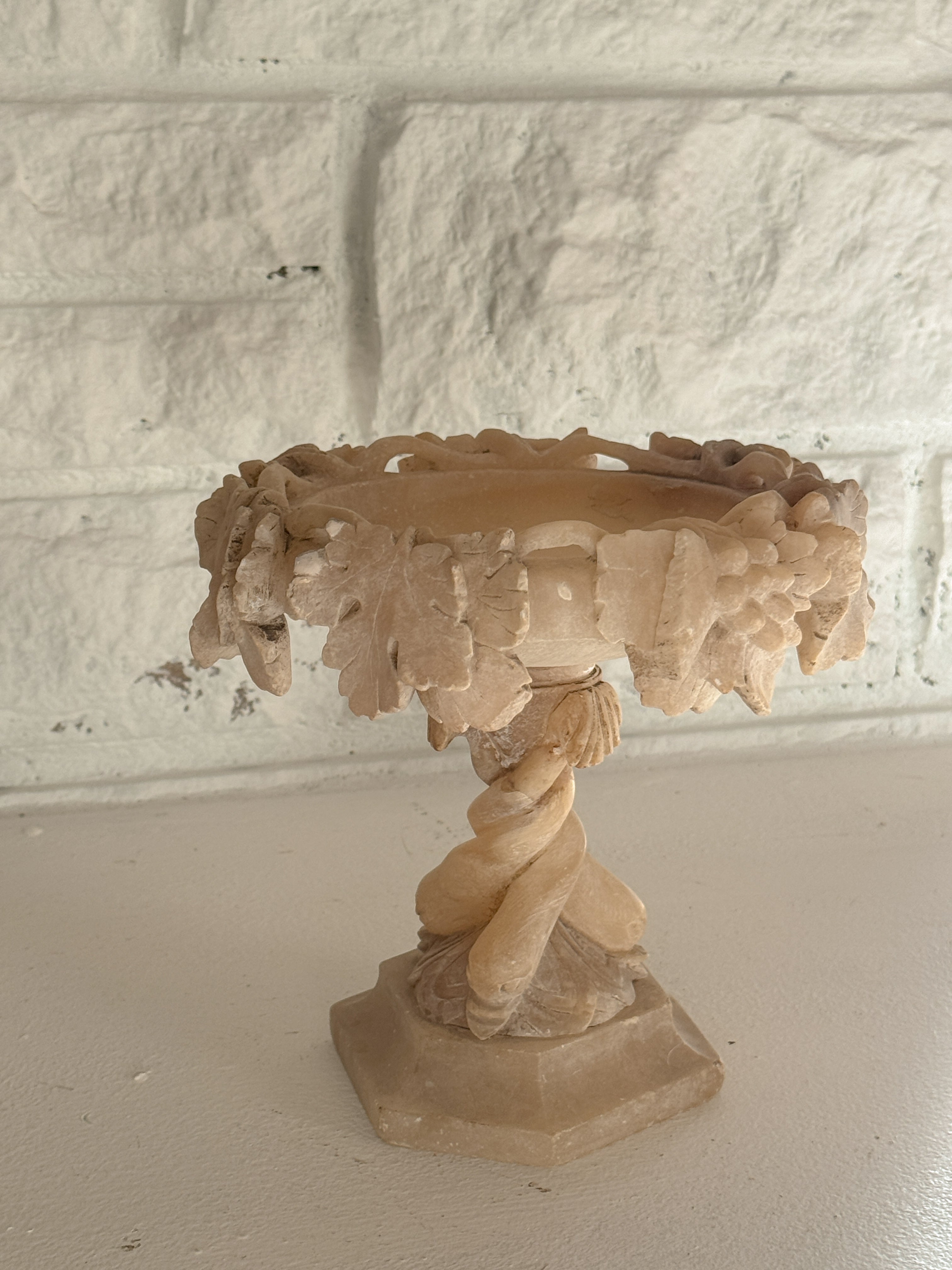 Antique Italian Volterra Alabaster Tazza, Bacchic Decoration, late 19th c.