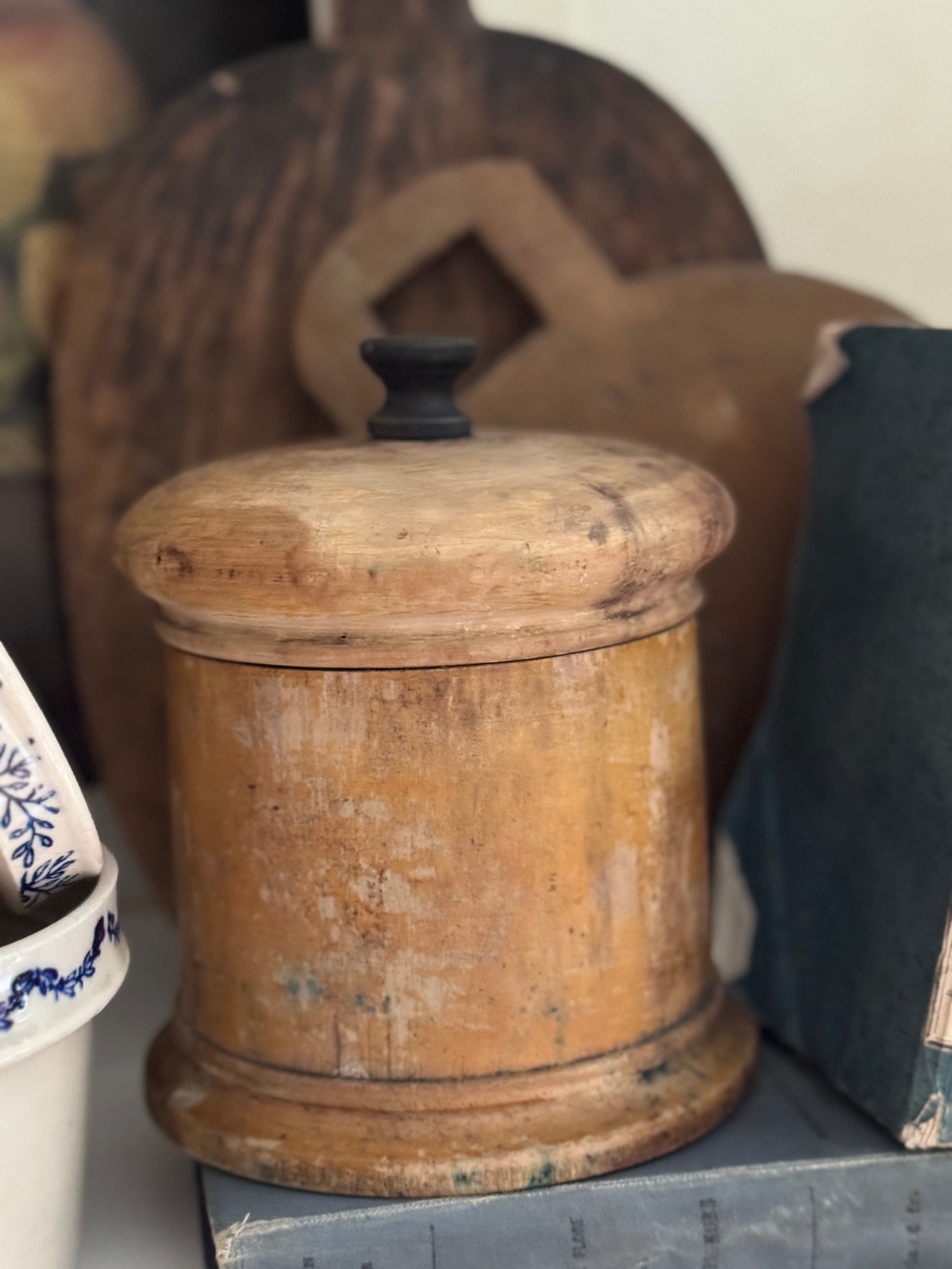 Antique Swedish Turned Wood String Box, 19th Century