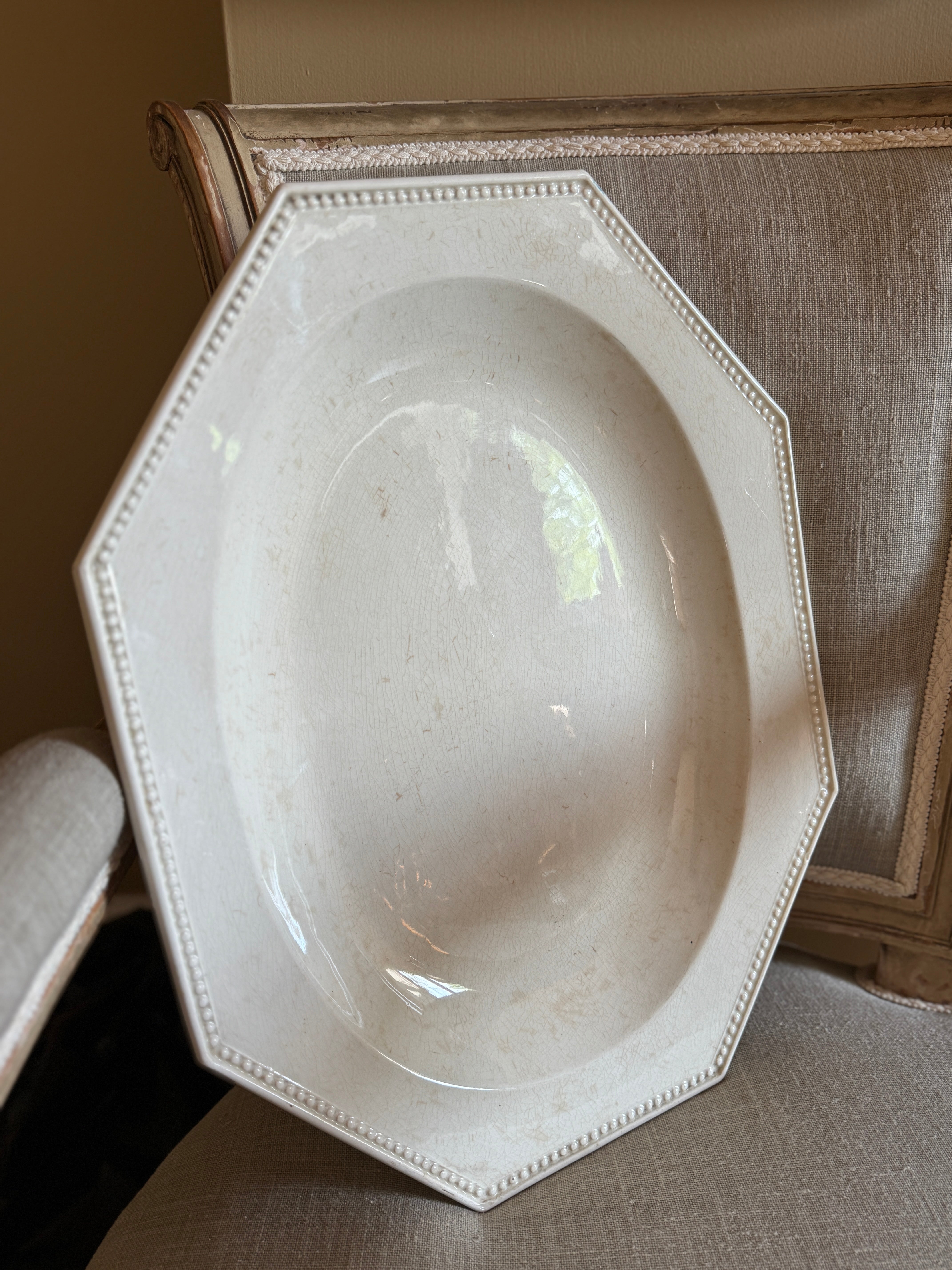 Creil et Montereau Octagonal Platter, Perles Model