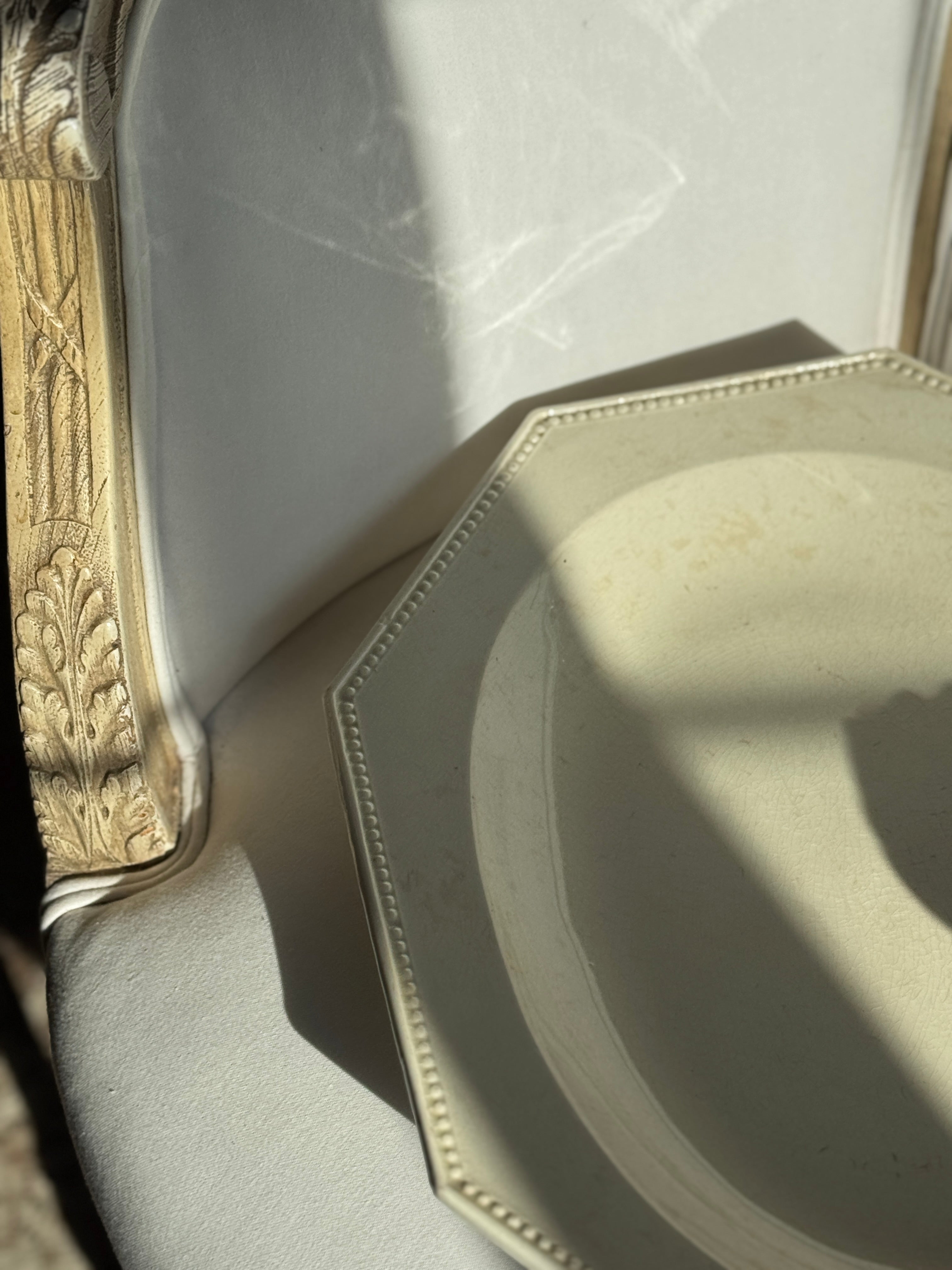 Creil et Montereau Octagonal Platter, Perles Model