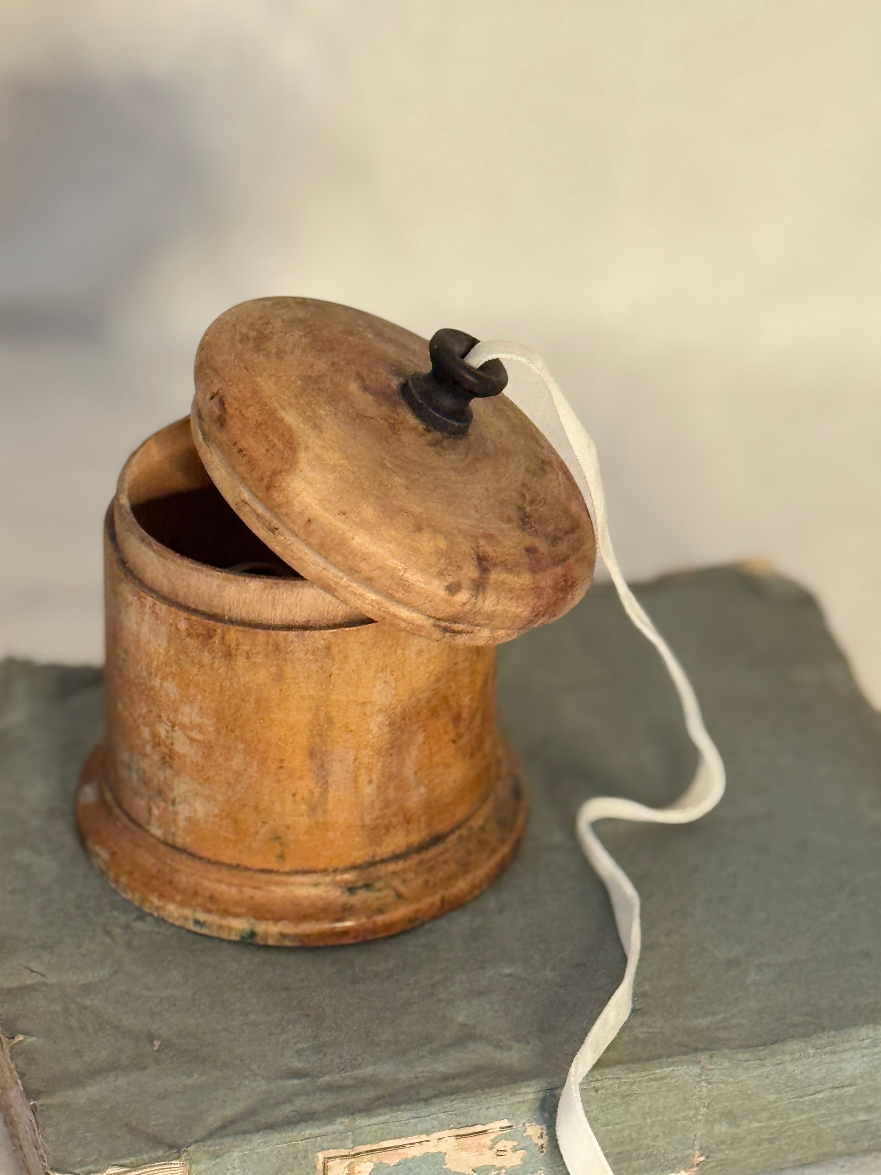 Antique Swedish Turned Wood String Box, 19th Century