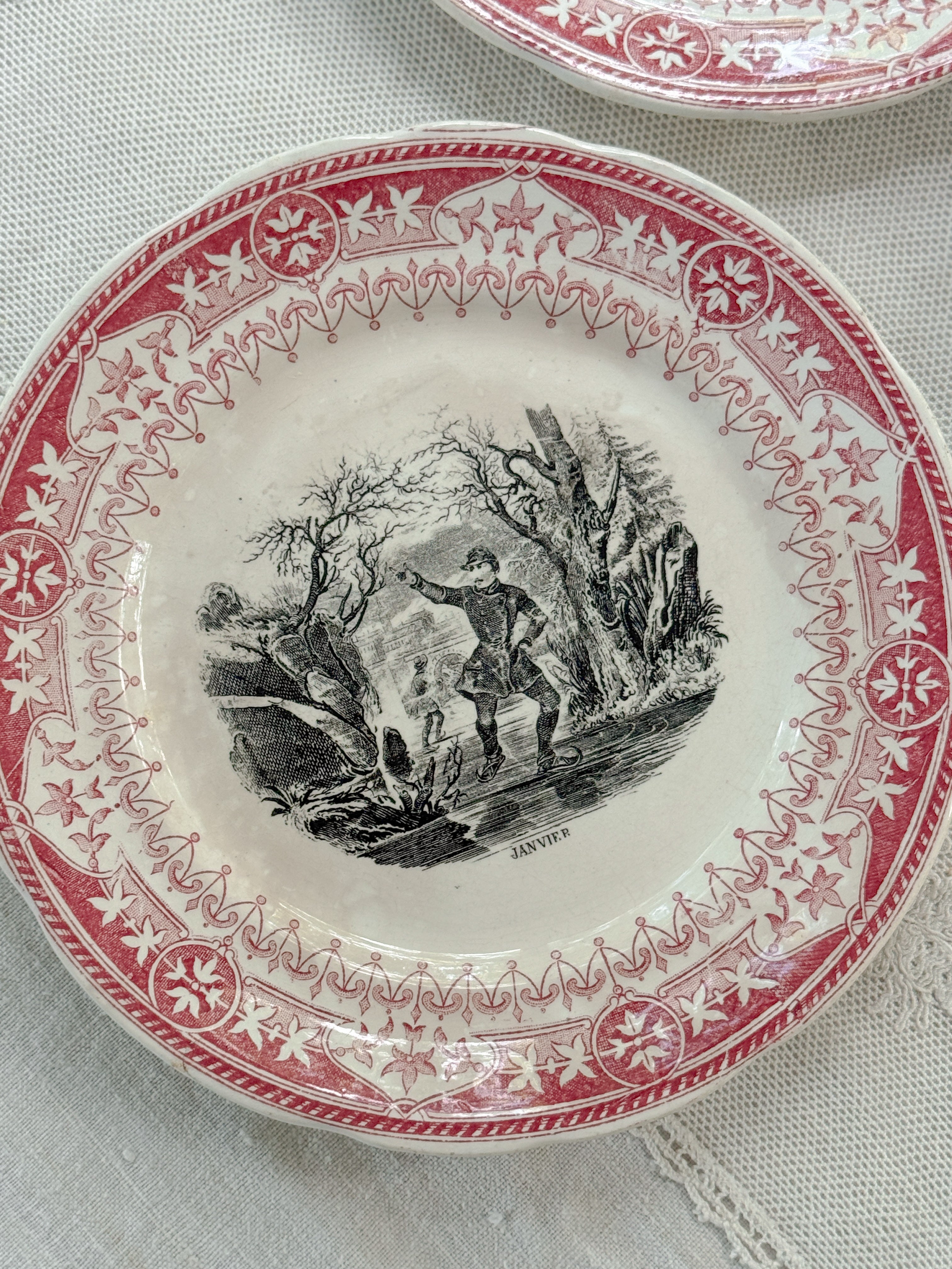 Antique French Talking Plate, Les Mois de l'Année à la Campagne, Digoin & Sarreguemines