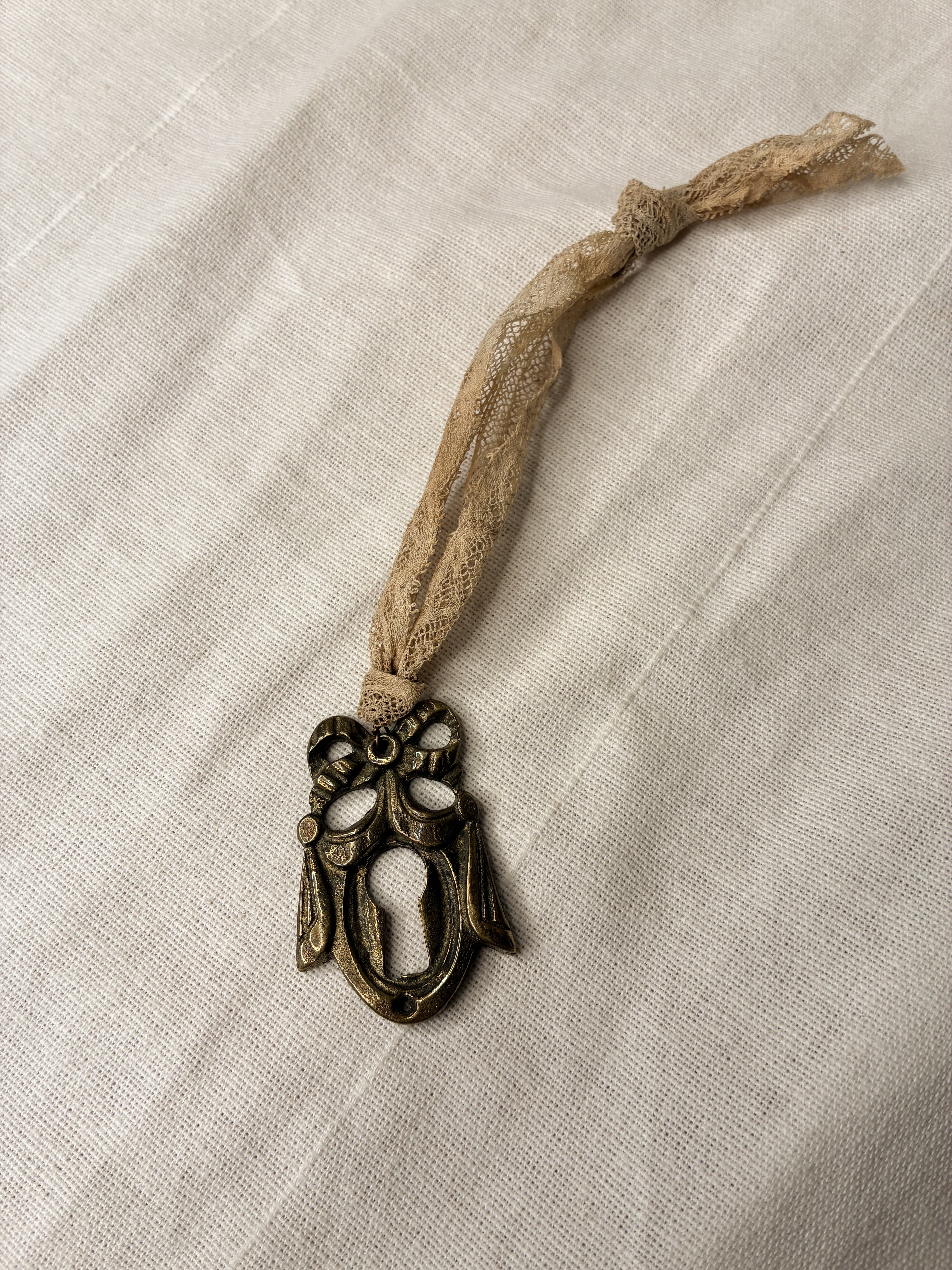 Serrure de Noël K -19c dentille