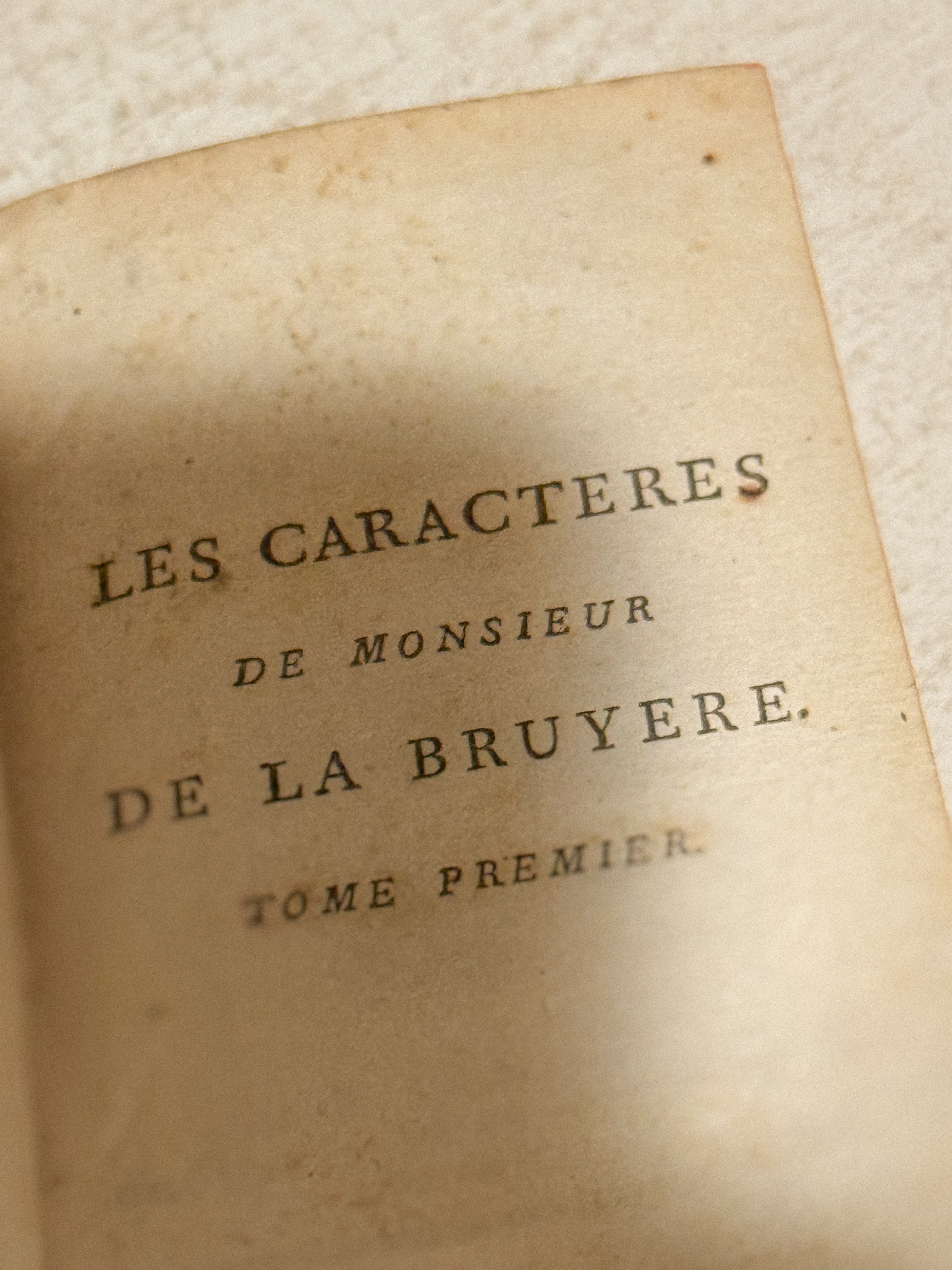 Set of 18c leather books