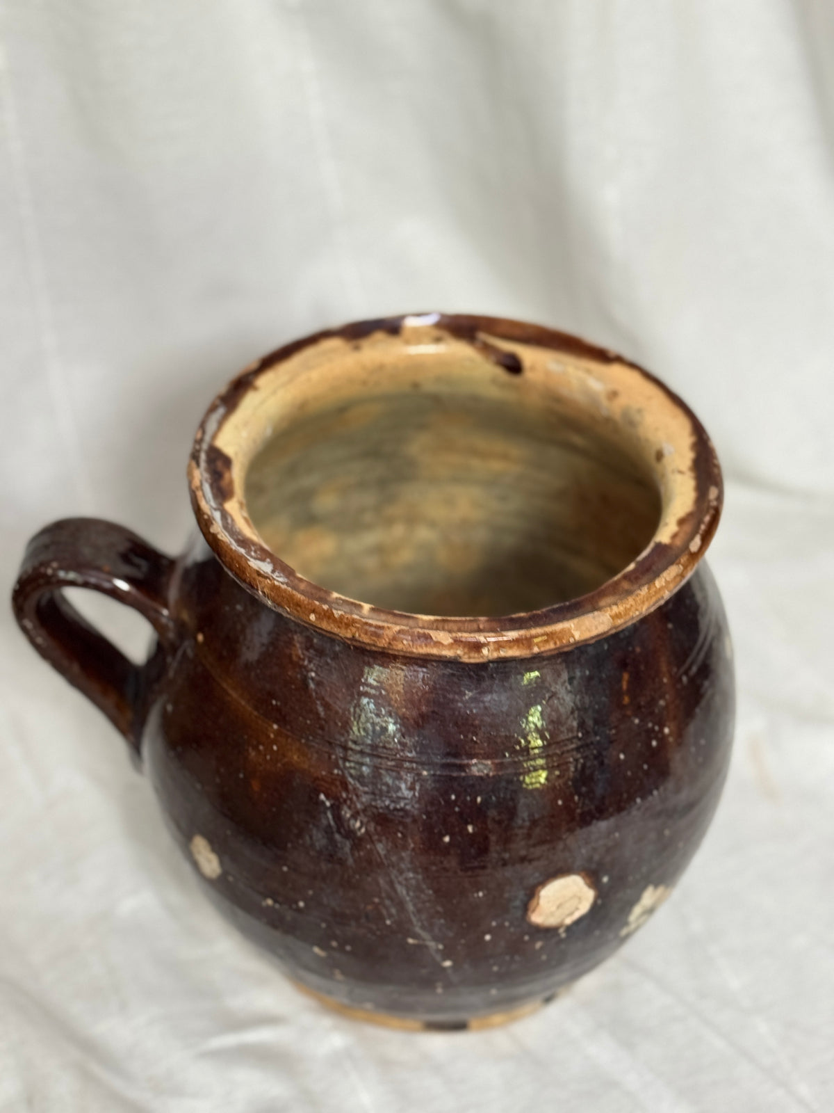 Antique French Dark Brown Glazed Earthenware Confit Pot with Strap Handle, 19th Century