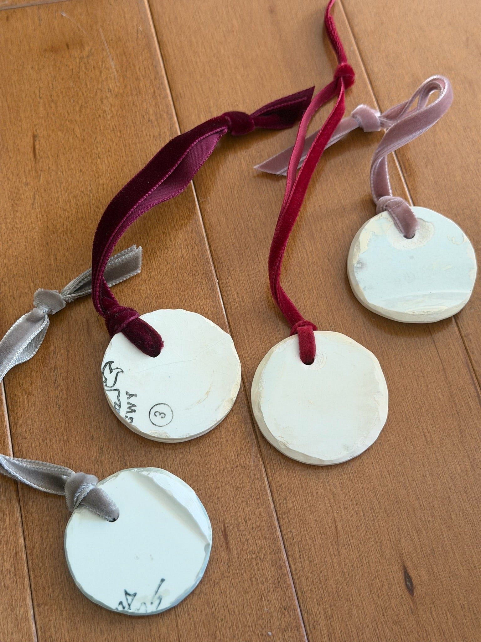 Antique plate fragment ornament - Medium