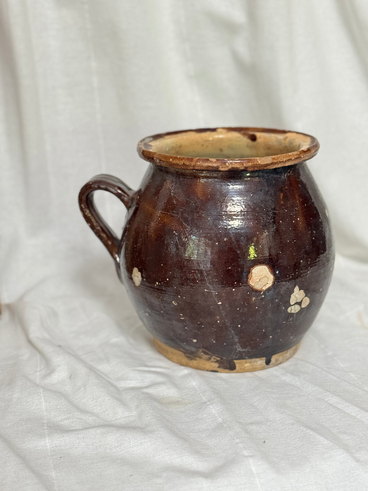 Antique French Dark Brown Glazed Earthenware Confit Pot with Strap Handle, 19th Century