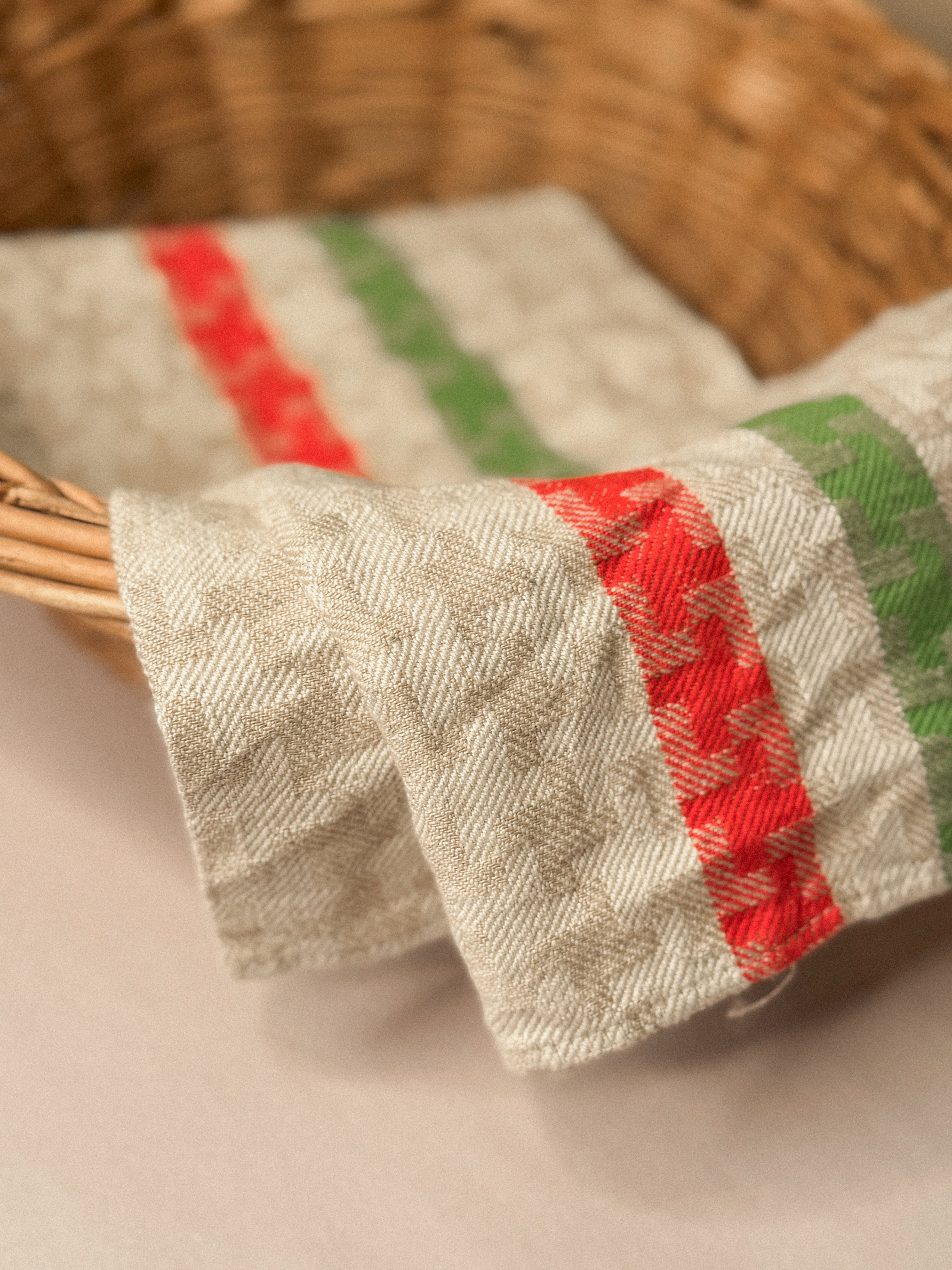 Vintage  French Jacquard Torchon