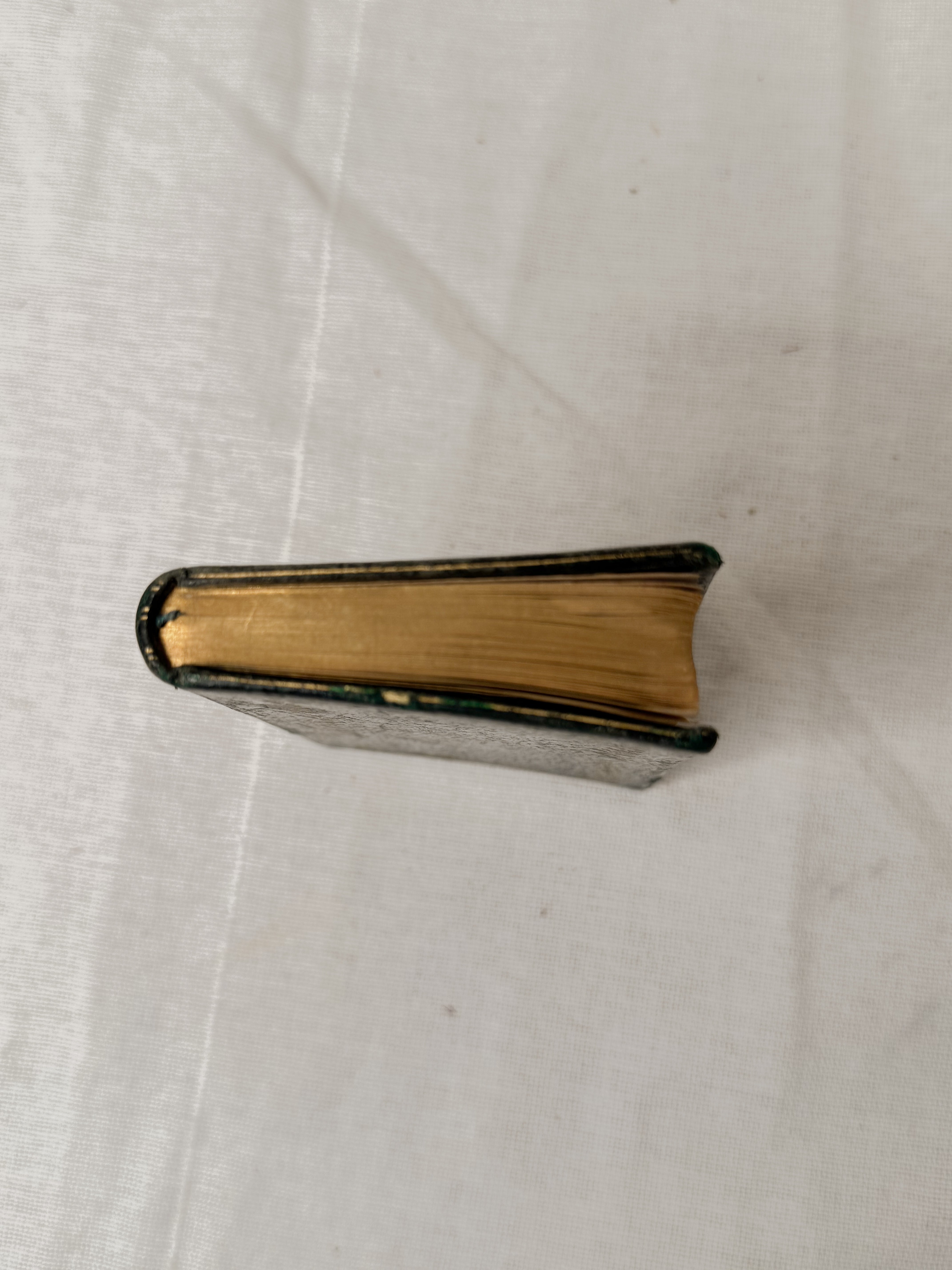 1888 Leather-Bound Devotional (Imitation de la Très Sainte Vierge)