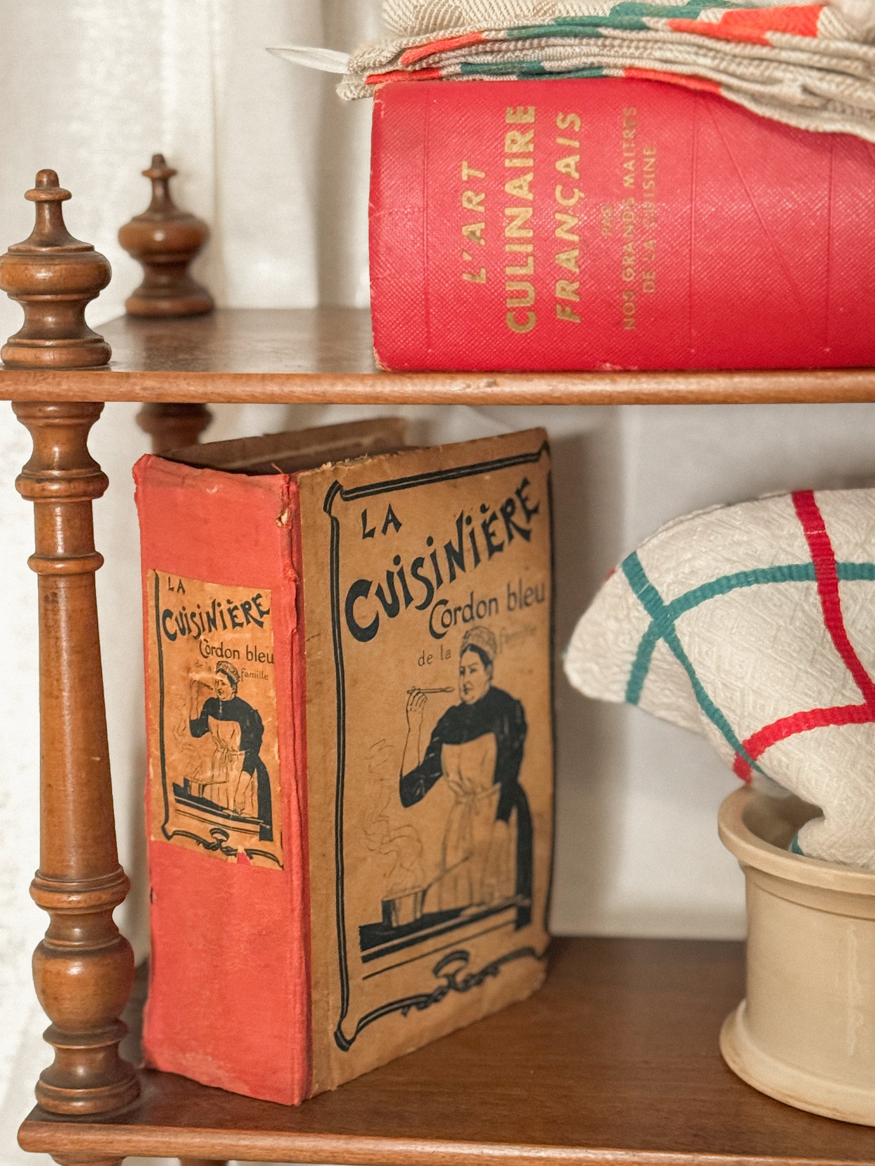 La Cuisinière Cordon Bleu — Vintage French Cookbook