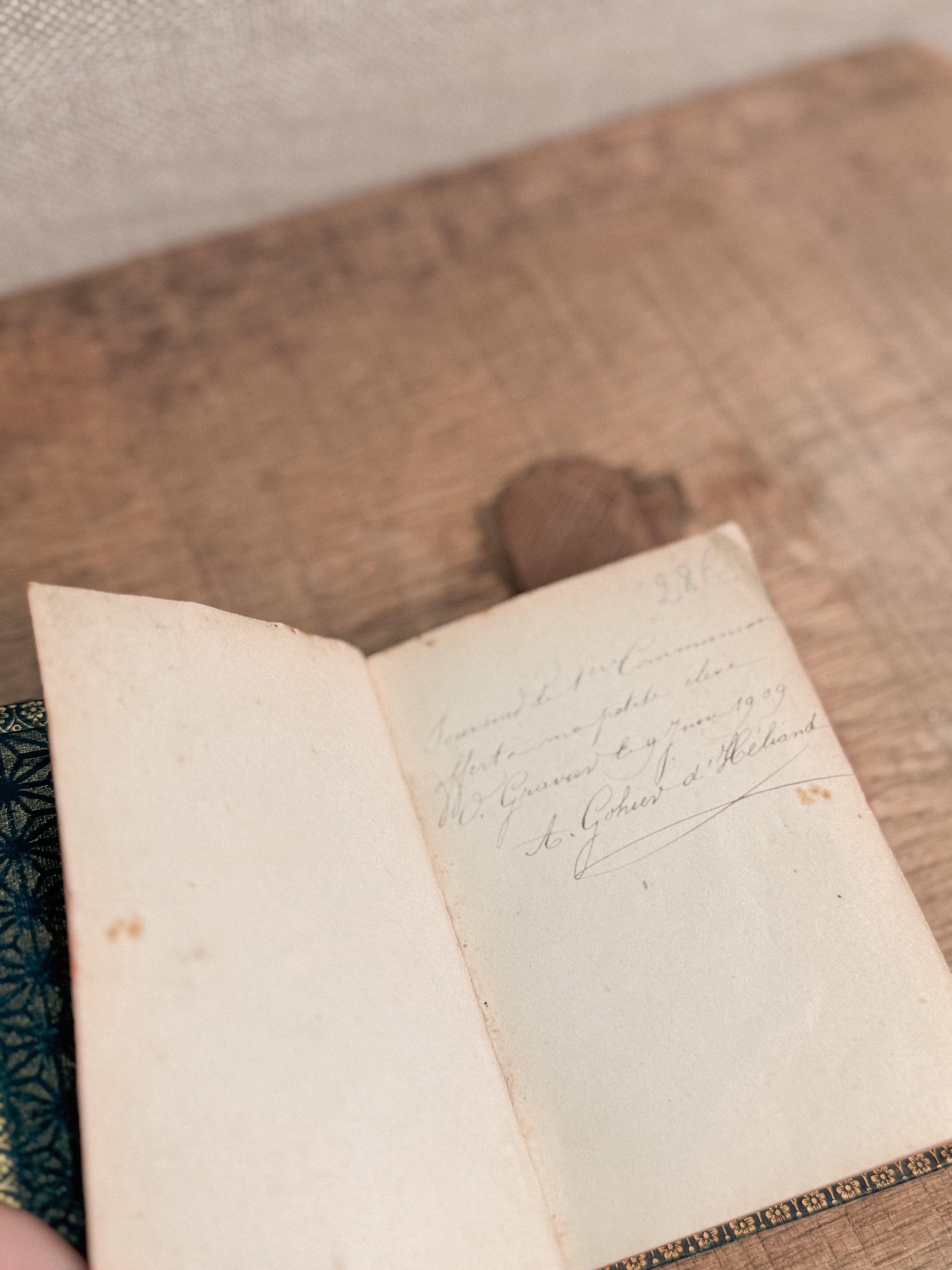 Antique leather mini prayer book