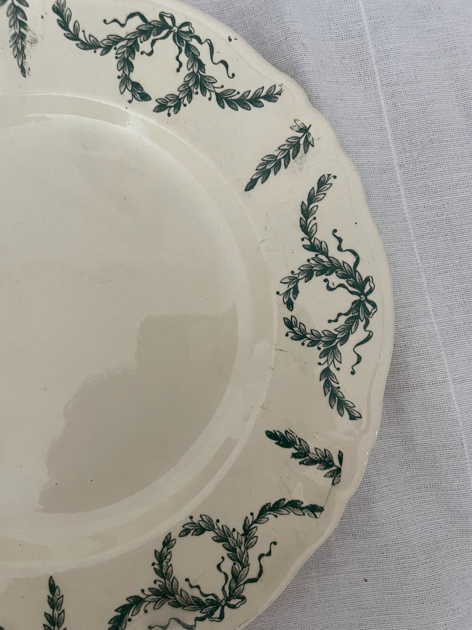 Longchamp green transfer ware faience  plate