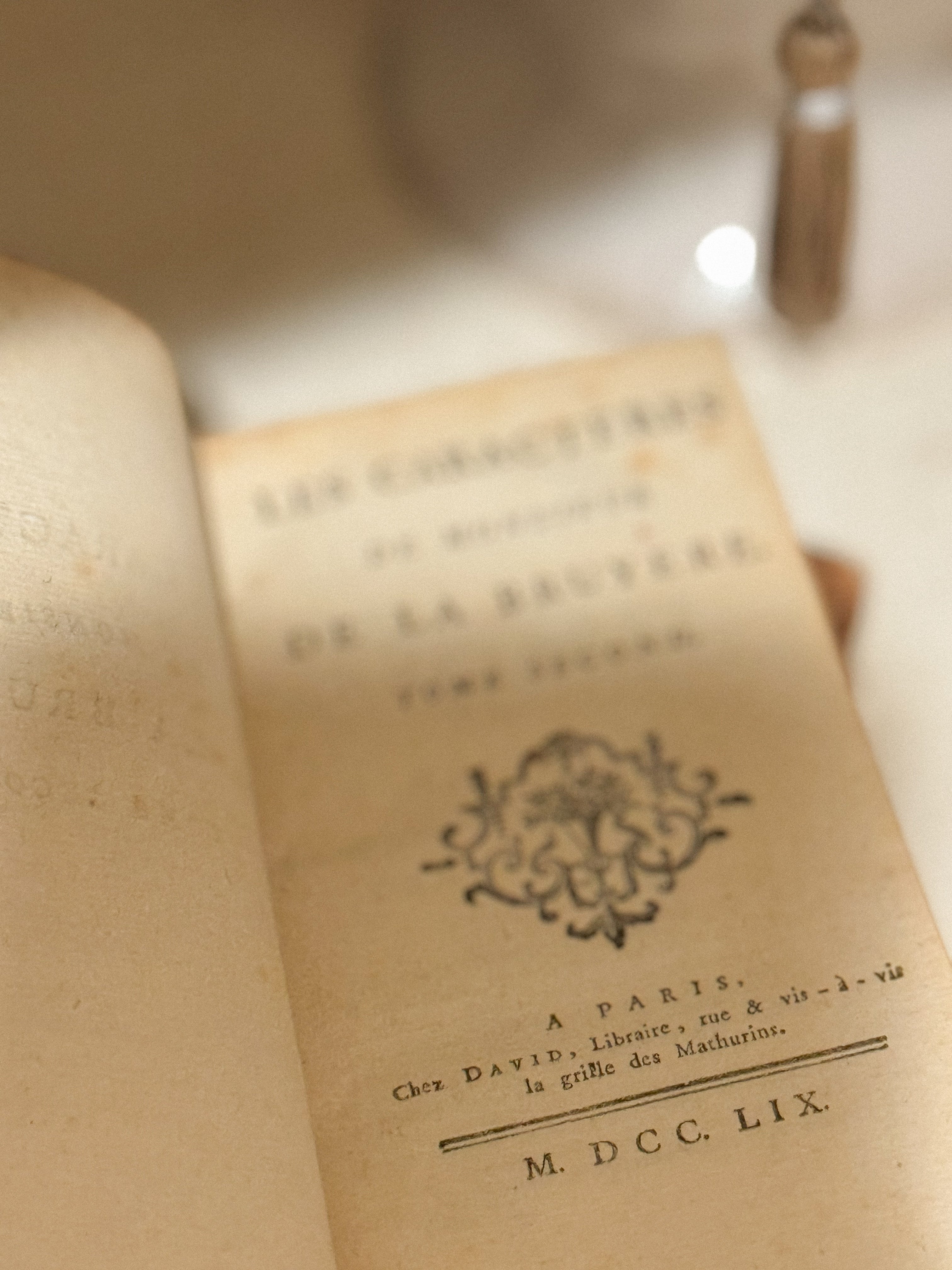 Set of 18c leather books