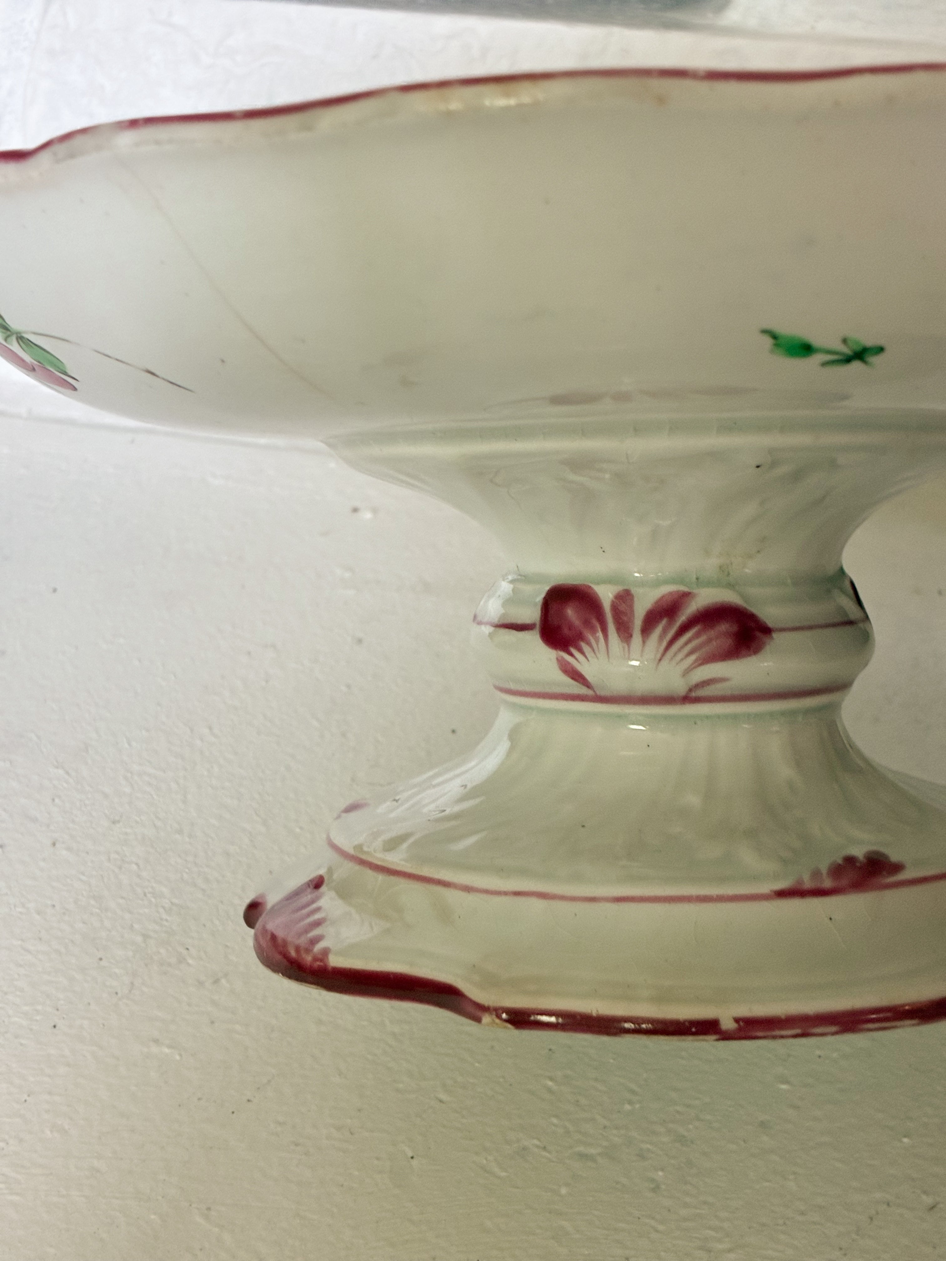 Antique French Lunéville Faïence Cake Plate, signed K&G, Light Rococo Bouquet