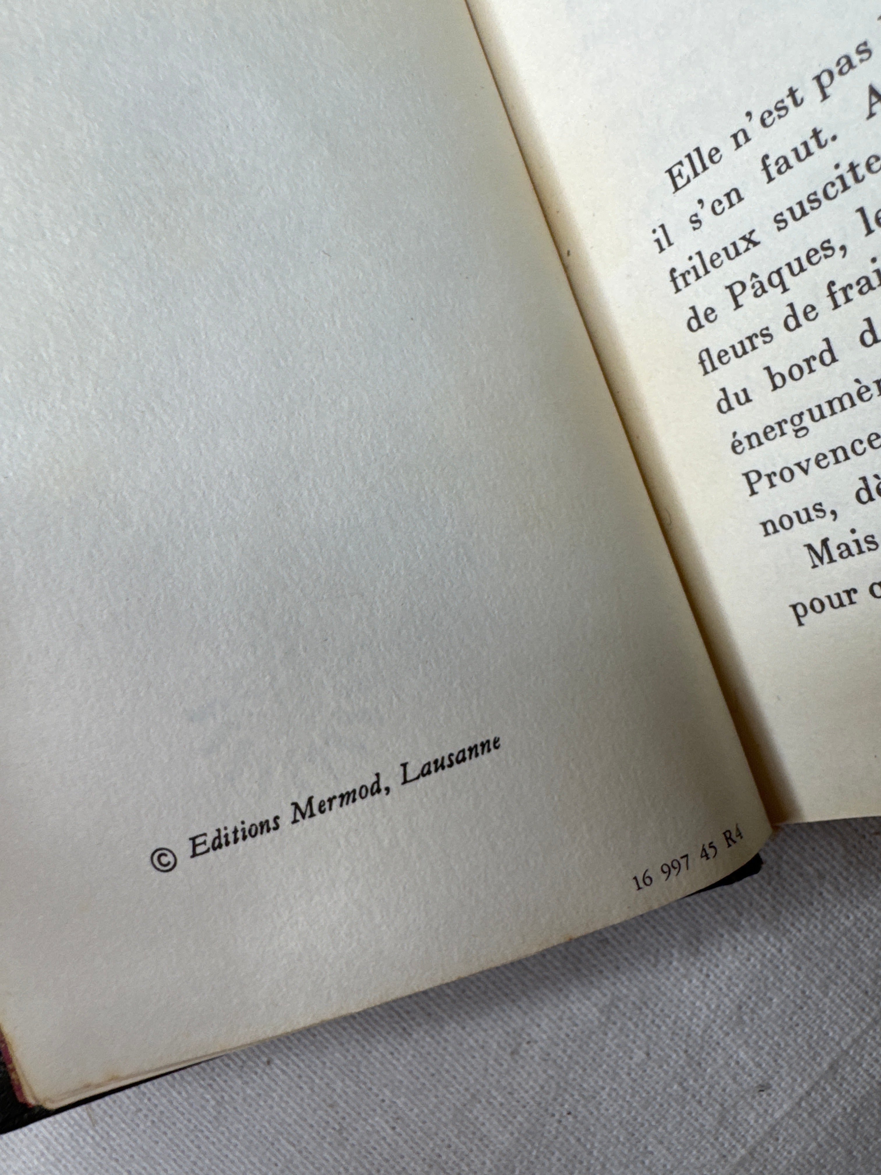 Vintage French Mini Book