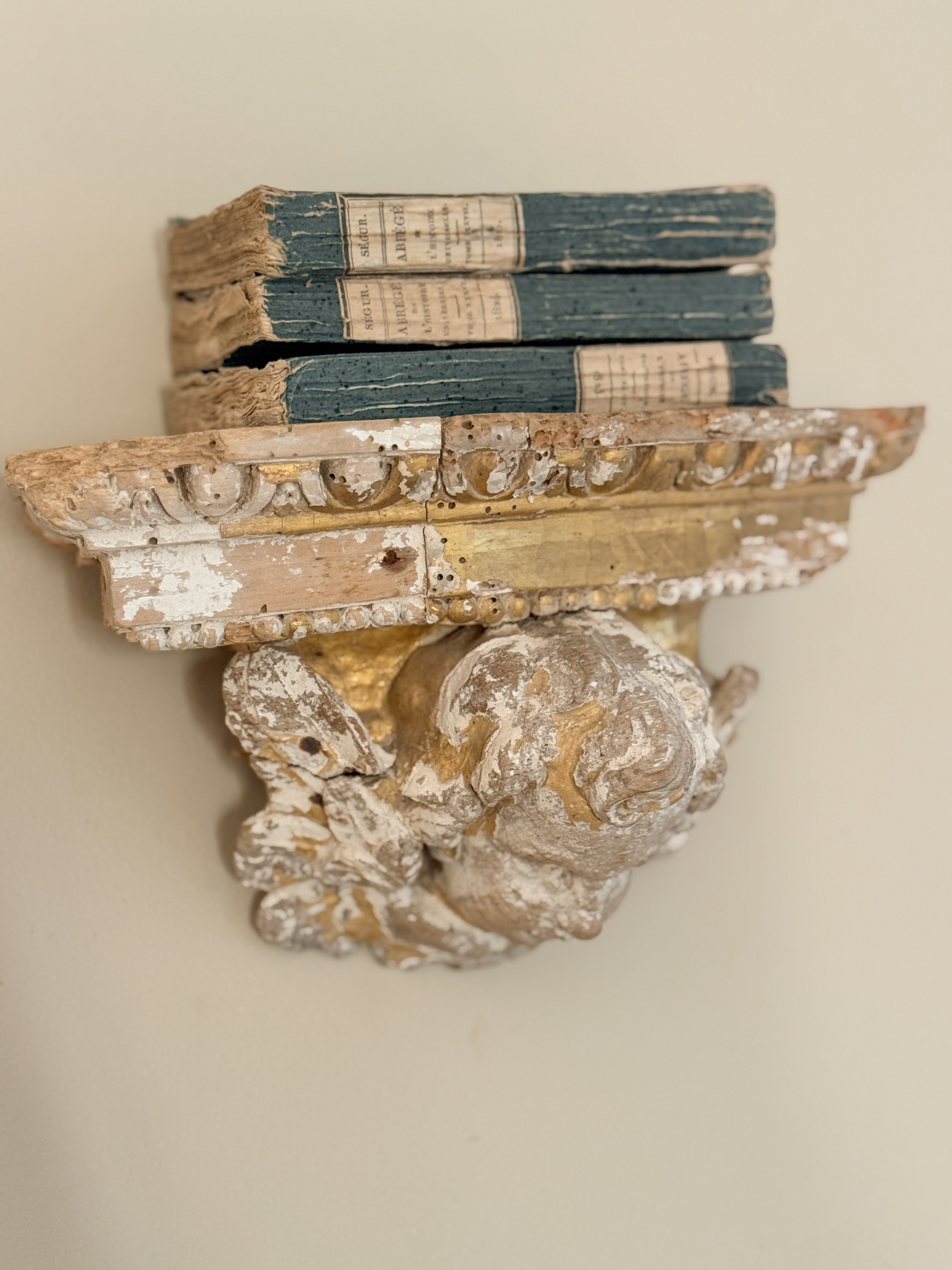Antique Carved Giltwood Cherub Wall Bracket, French or Italian, 18th to 19th Century