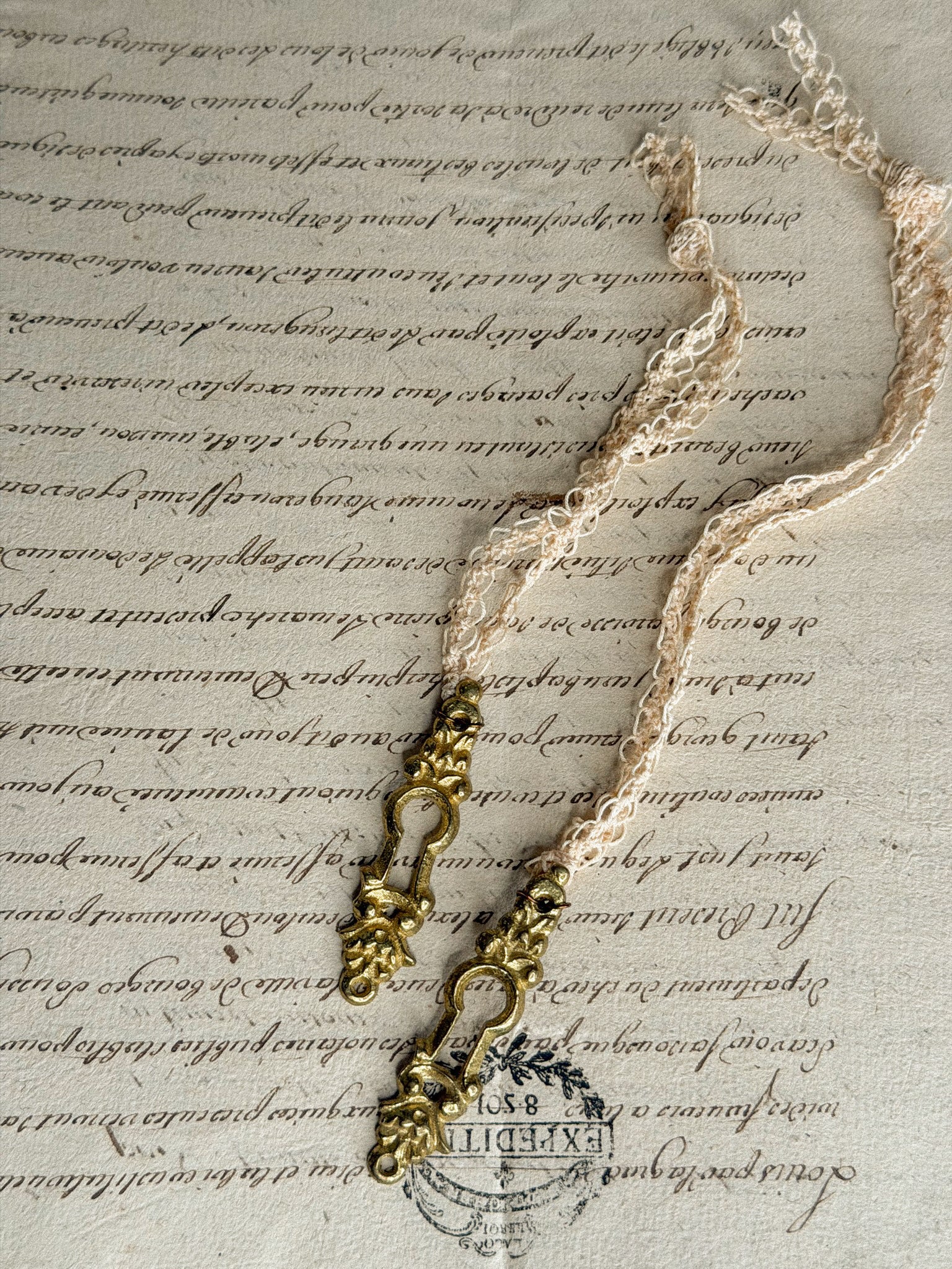 Pièce de Noël - ruban crochet