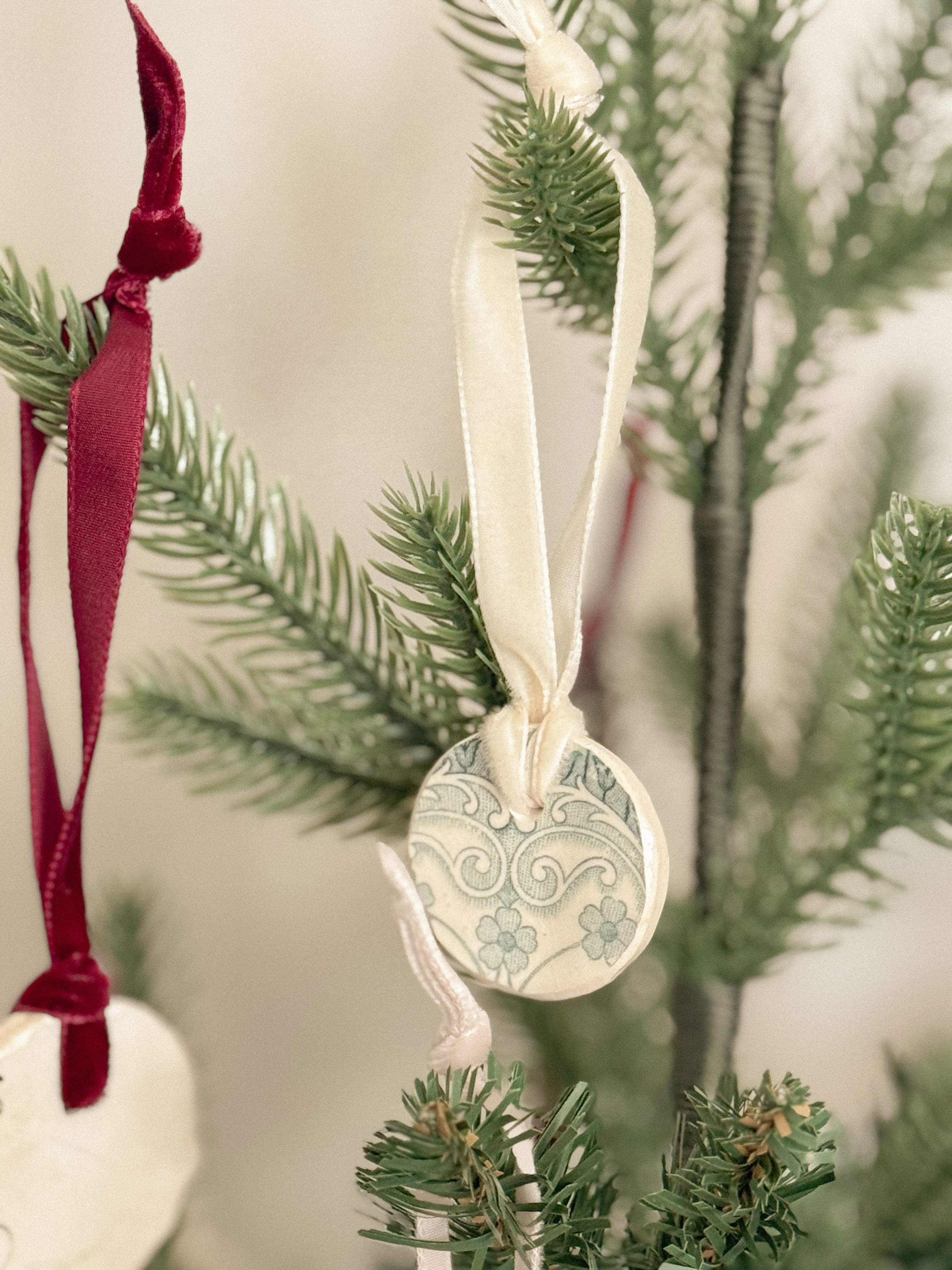 Antique plate fragment ornament - small