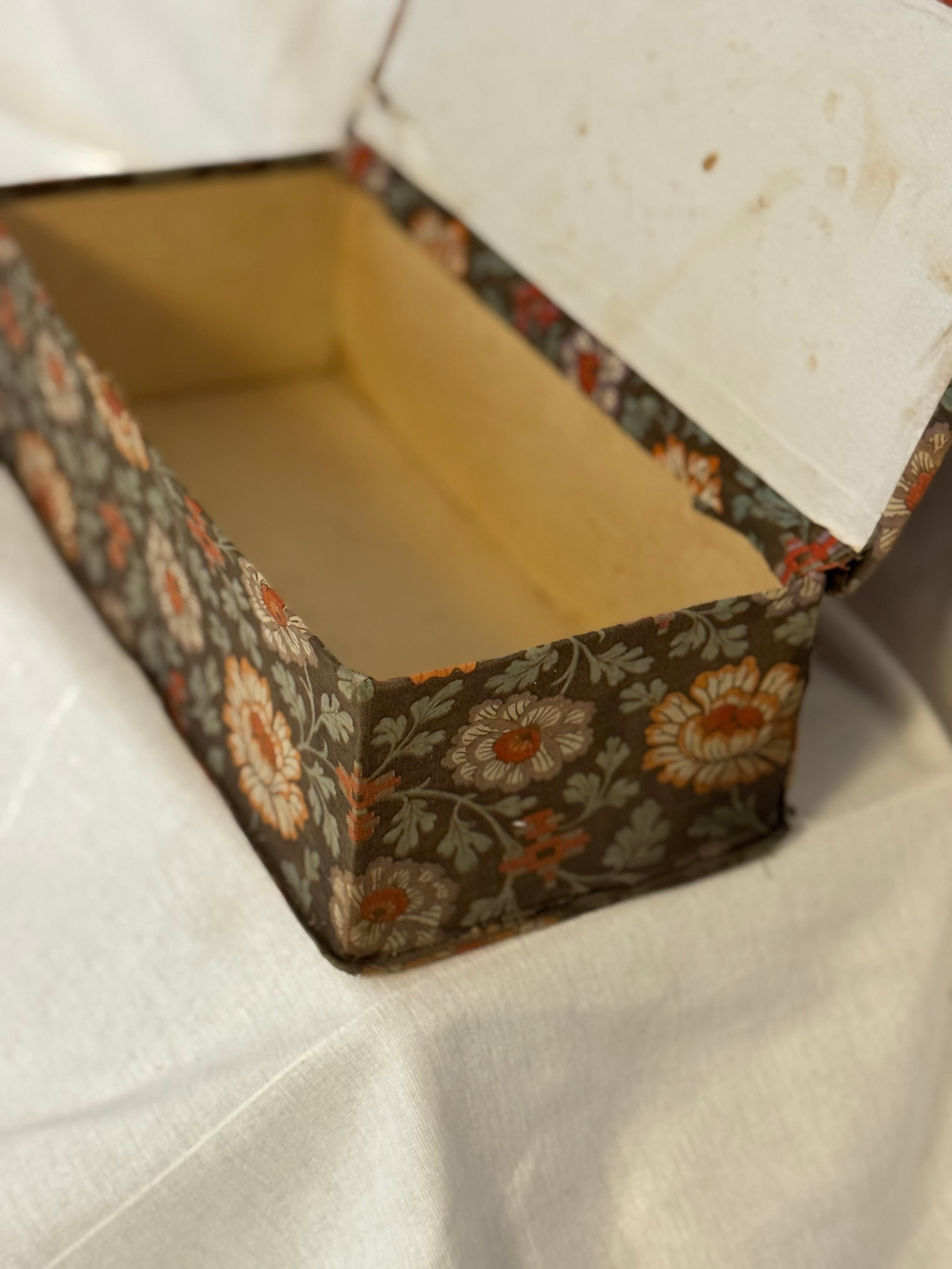 Belle Époque Fabric-Covered Keepsake Box with Portrait Lid