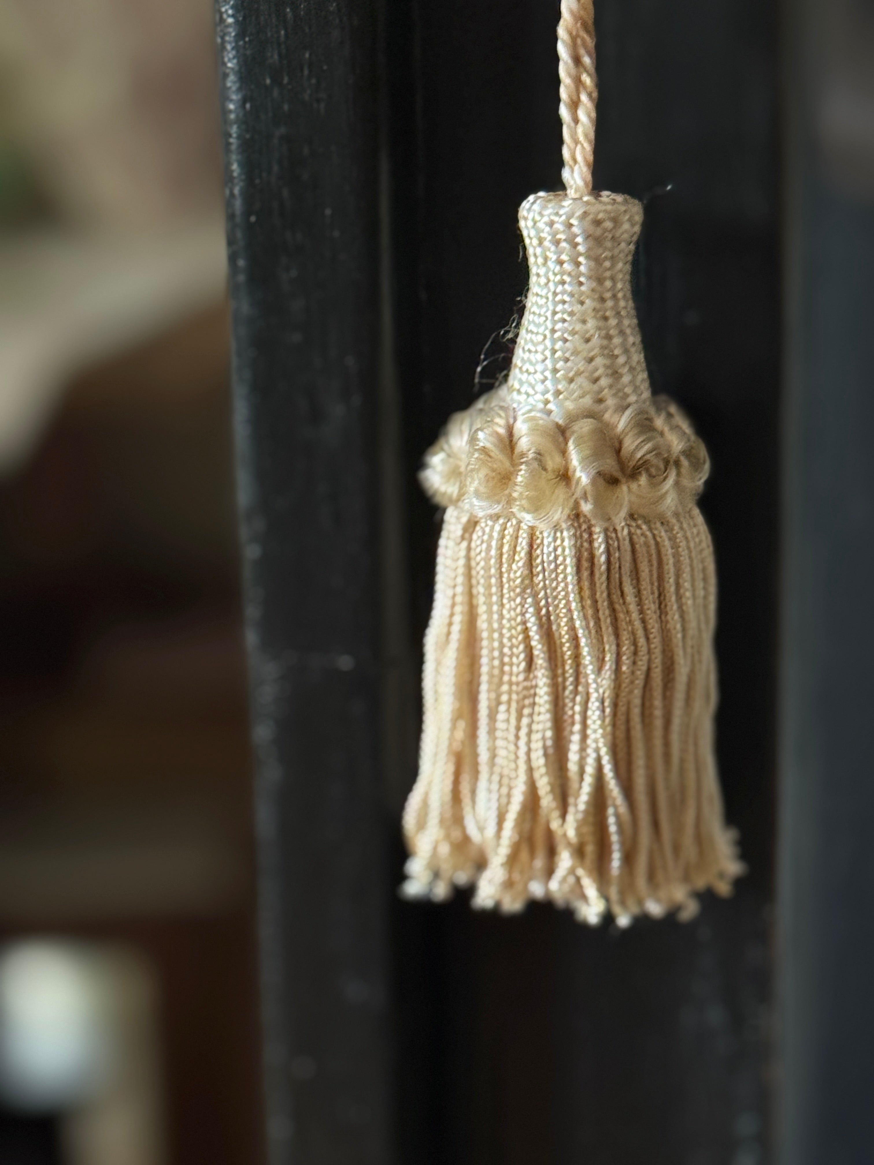 French Silk Tassel, Champagne and Cream
