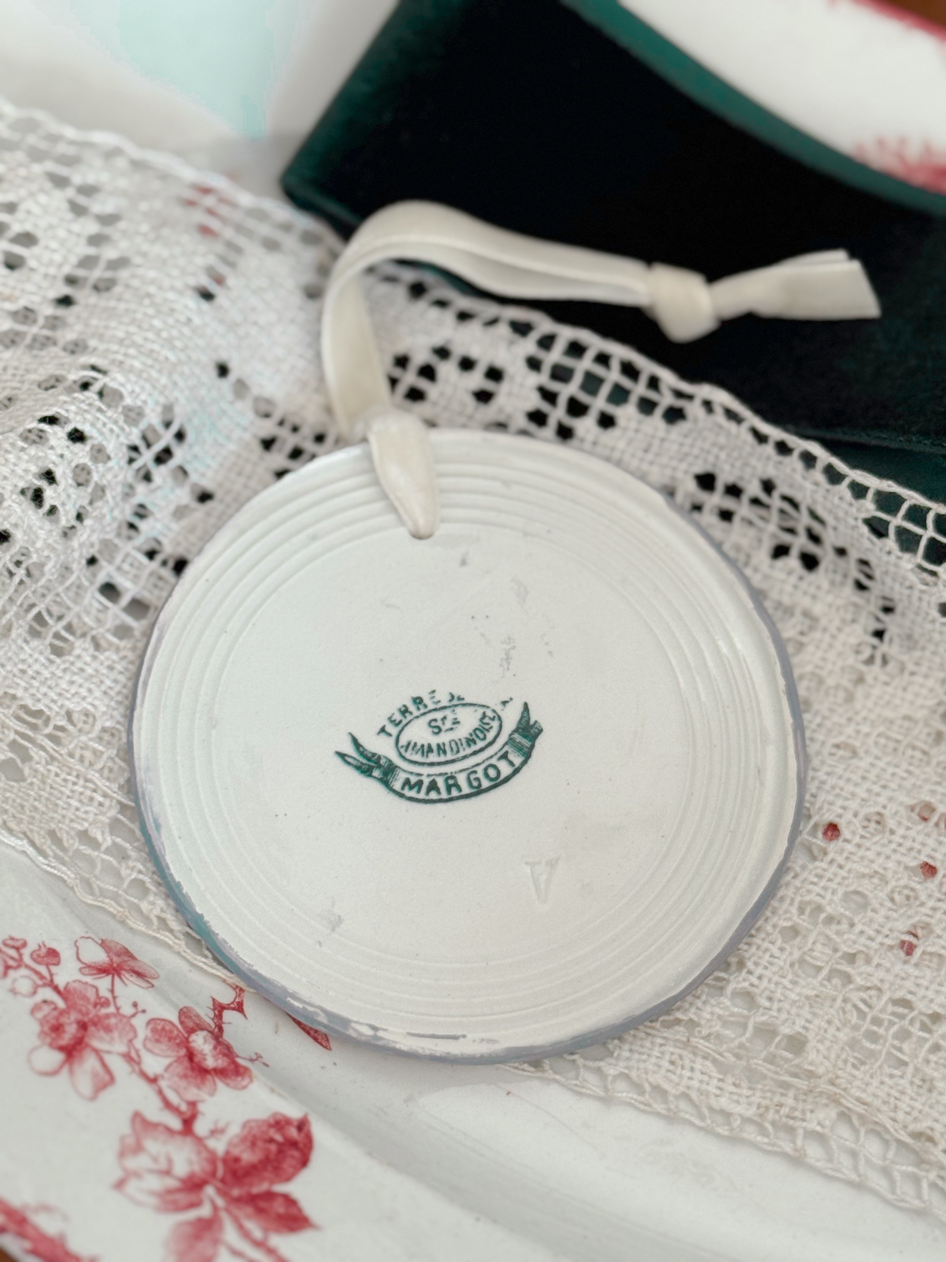 Antique plate fragment ornament - XL