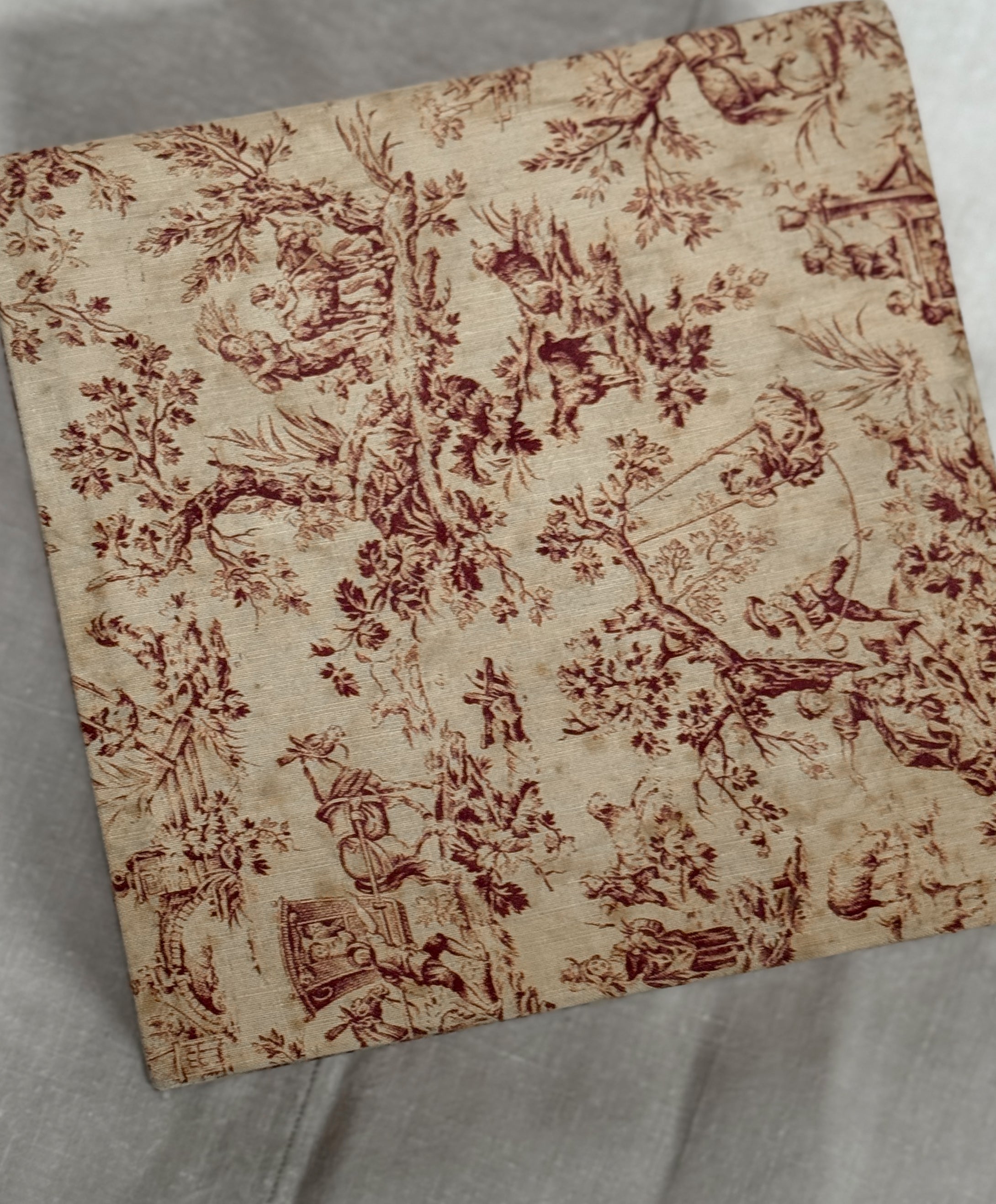 Antique Toile Box